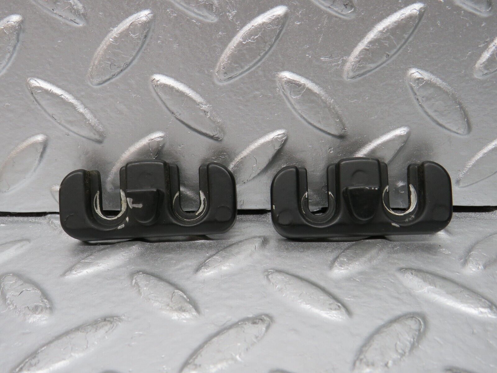 31386 Mercedes-Benz S124 220TE Wagon Trunk Lock Latch 1247660776