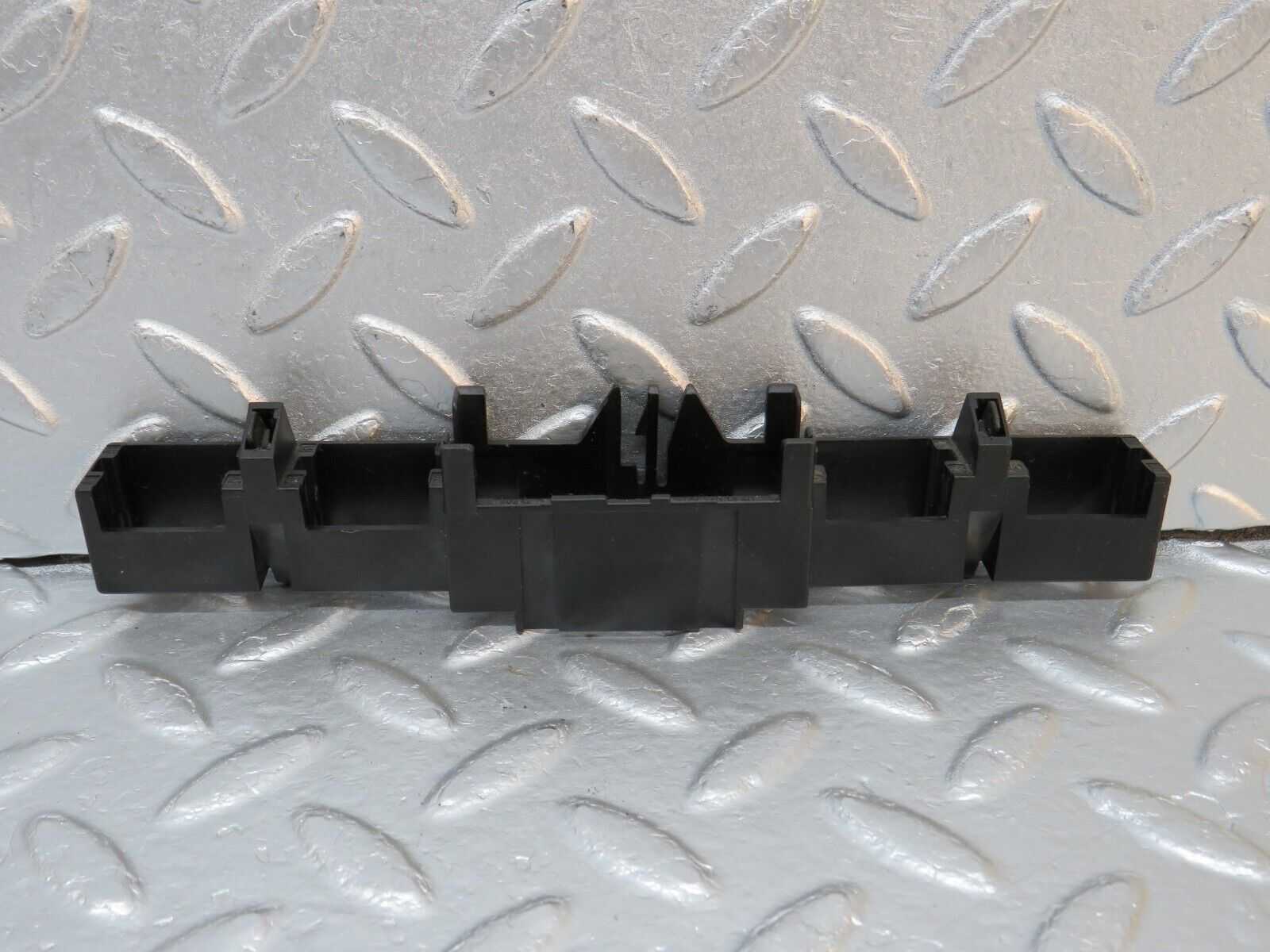 39749 Mercedes-Benz R129 320SL Coupe Connector Holder 1295451340