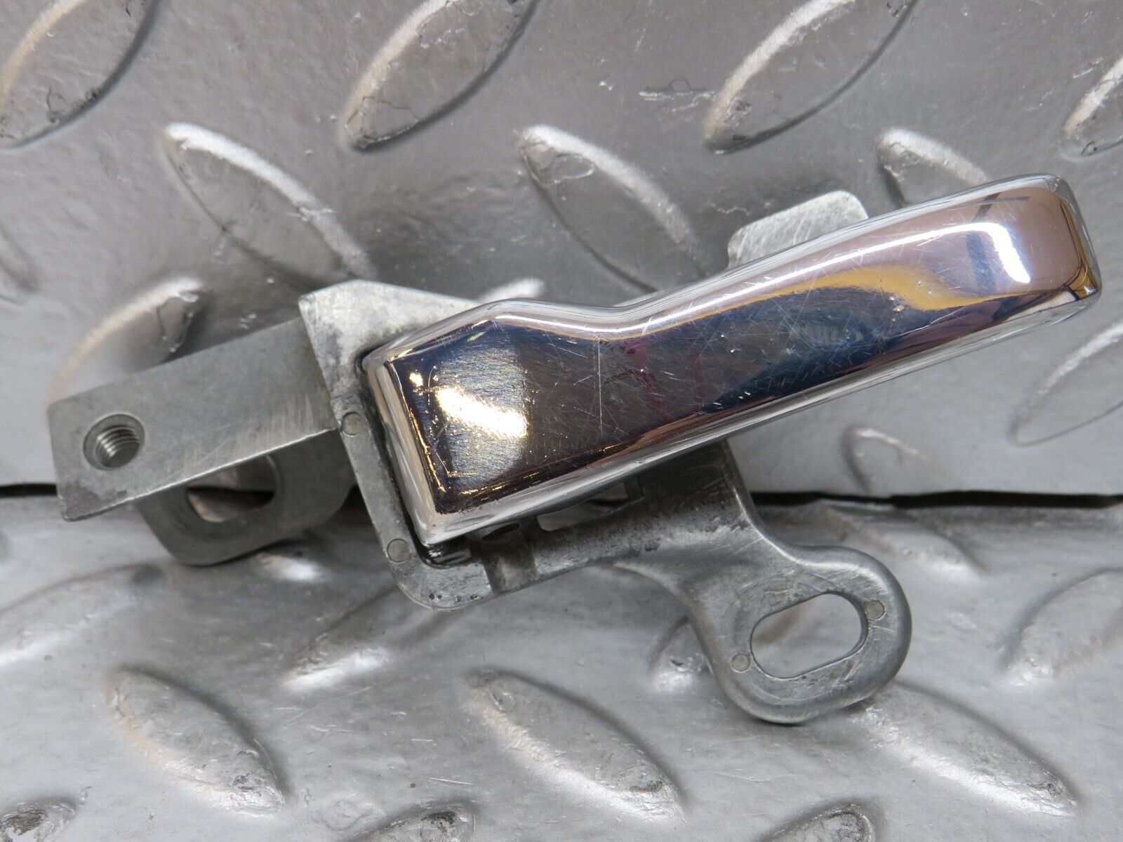 26812 Mercedes-Benz W123 240D Rear Left Interior Door Handle 1237600161