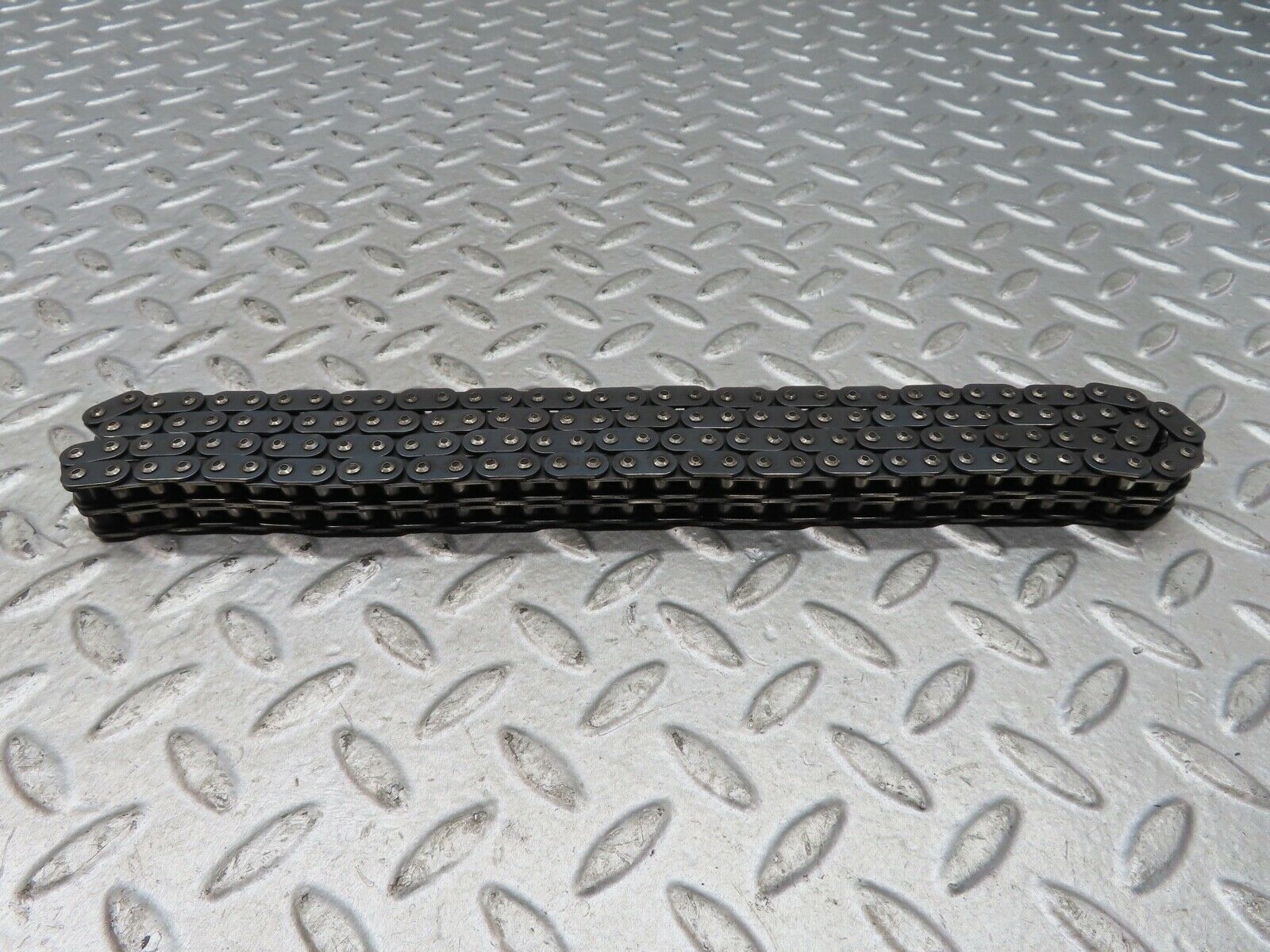 19250 Mercedes-Benz W123 300D Timing Chain OM617