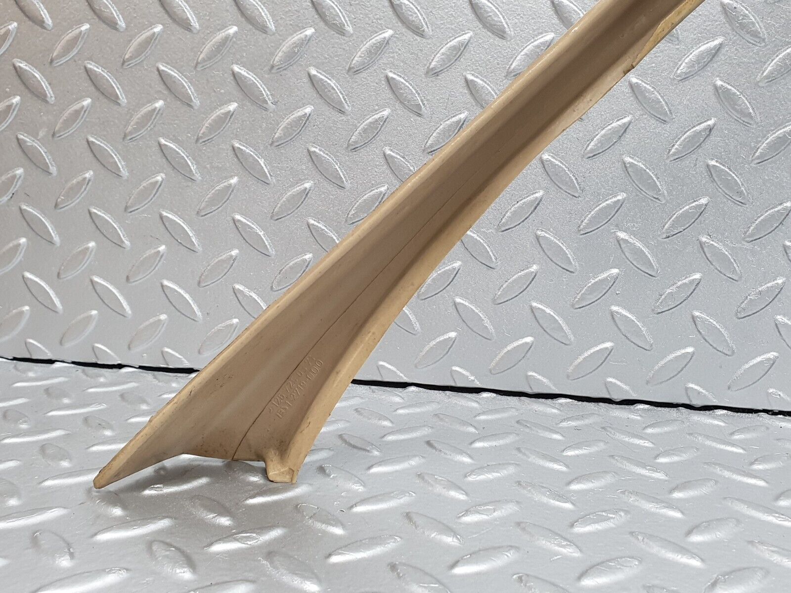 41198 Mercedes-Benz W126 300SE Front Left Door Window Frame Cover 1267250371