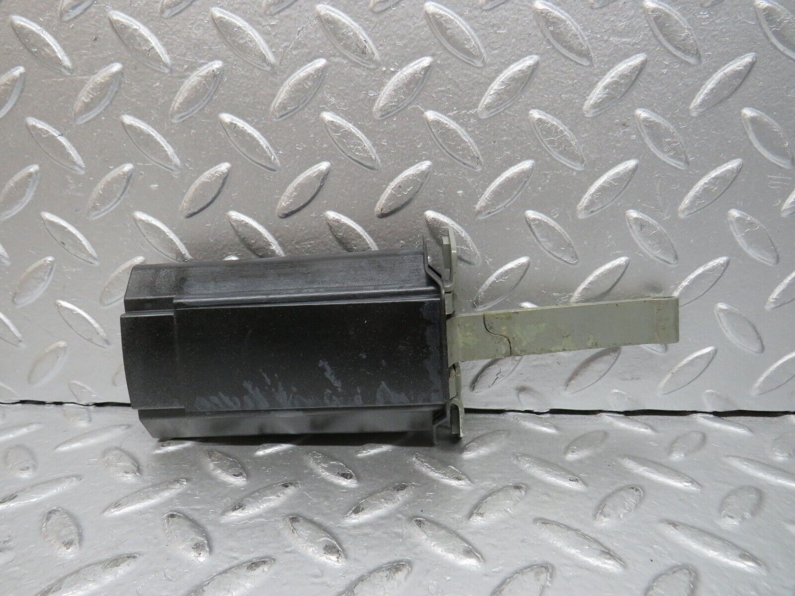 31799 Mercedes-Benz W201 190LE 1.8L Door Safety Check Strap