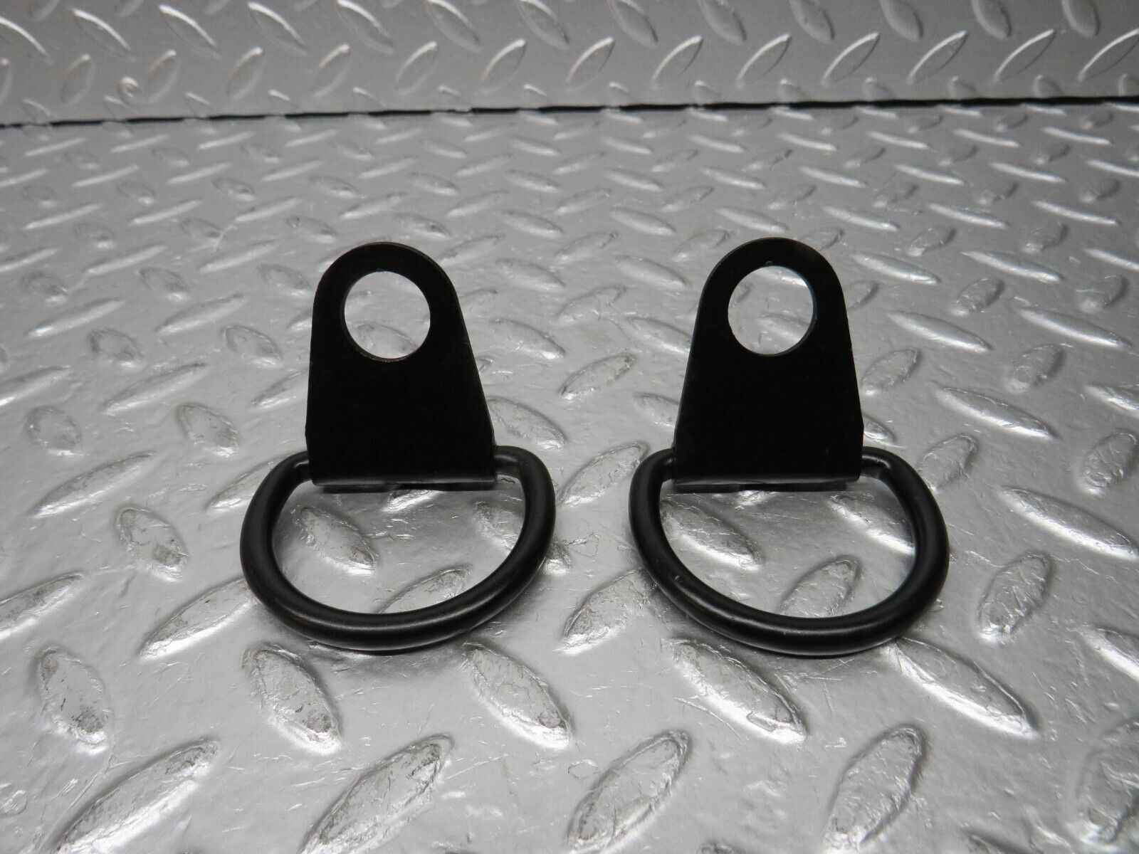 31387 Mercedes-Benz S124 220TE Wagon Trunk Cargo Hook Clip