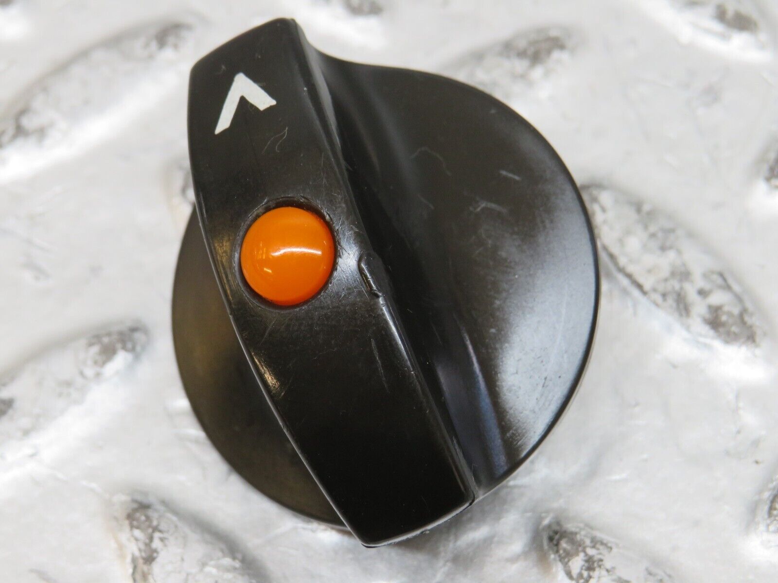 27874 Mercedes-Benz W123 280E Headlight Switch Black Collar And Knob