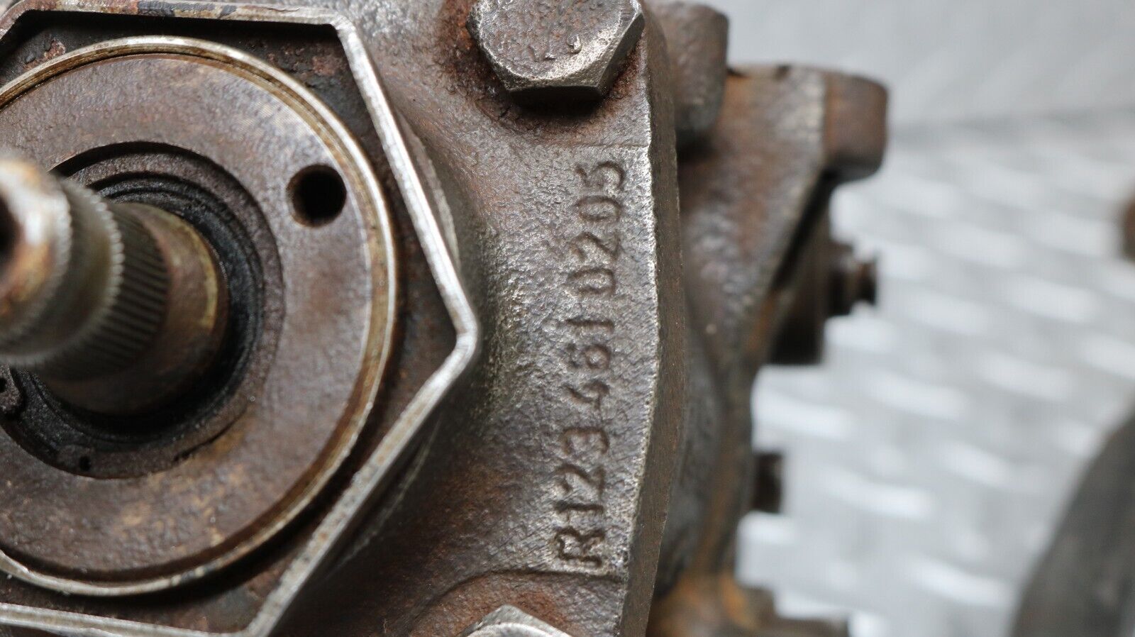 37199 Mercedes-Benz C126 420SEC Coupe Steering Box 1264610501