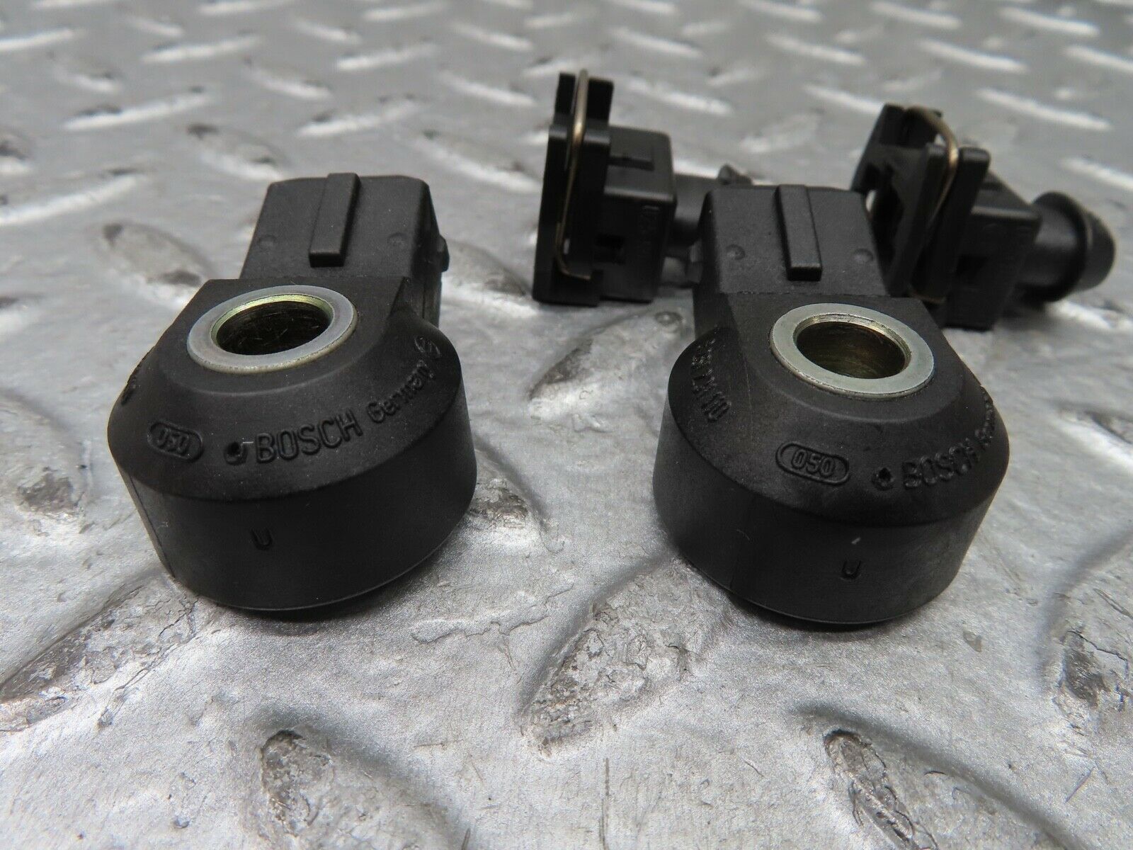 19676 Mercedes-Benz C140 CL420 Coupe Knock Sensor Pair 0261231110