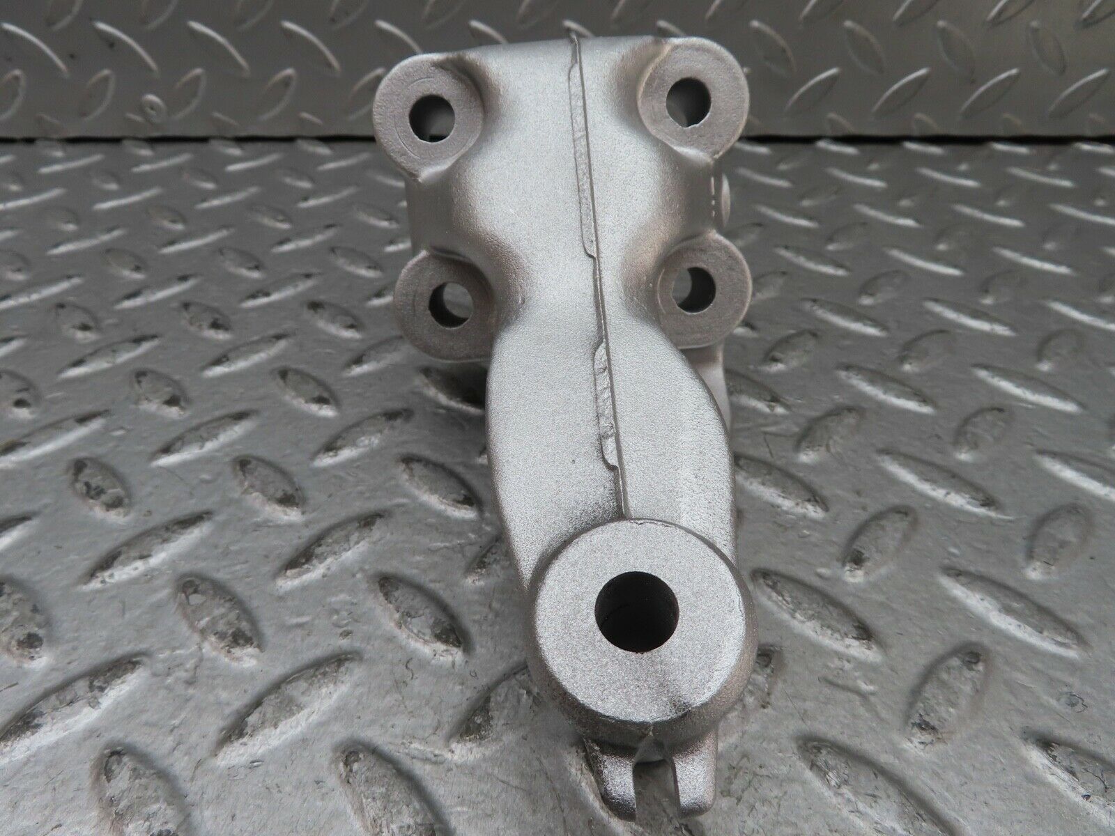 19658 Mercedes-Benz C140 CL420 Coupe Engine Mount Bracket Left 1192234104