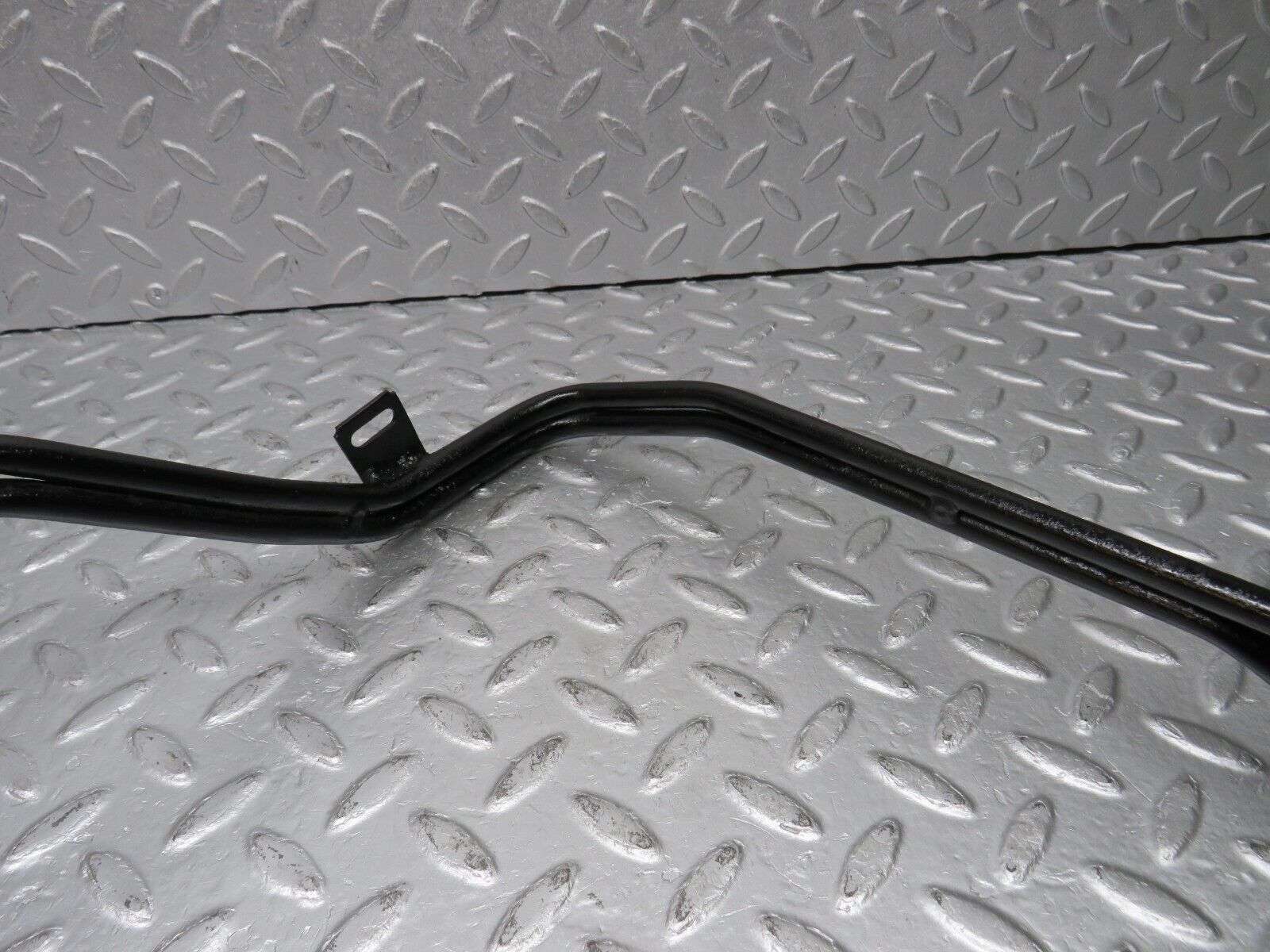 39006 Mercedes-Benz W201 190E 2.6L Oil Cooling Pipe Line