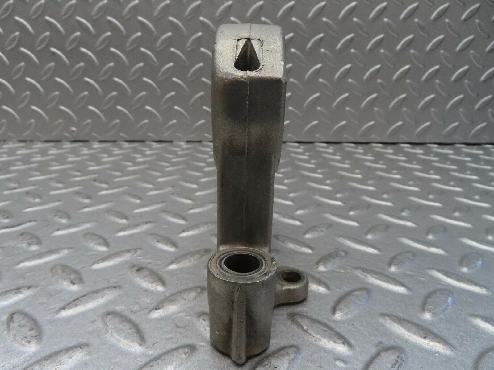 13363 Mercedes-Benz W111 230S Camshaft Tower Bearing 1140510016