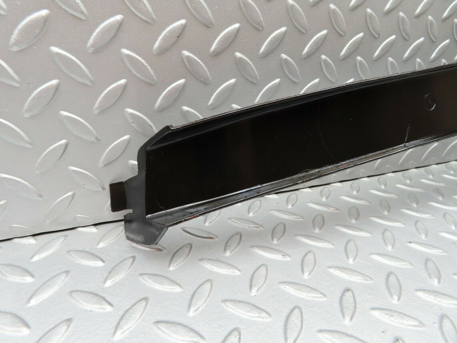 4017 Mercedes-Benz W123 230E Cable Cover Rear Right 1238210236