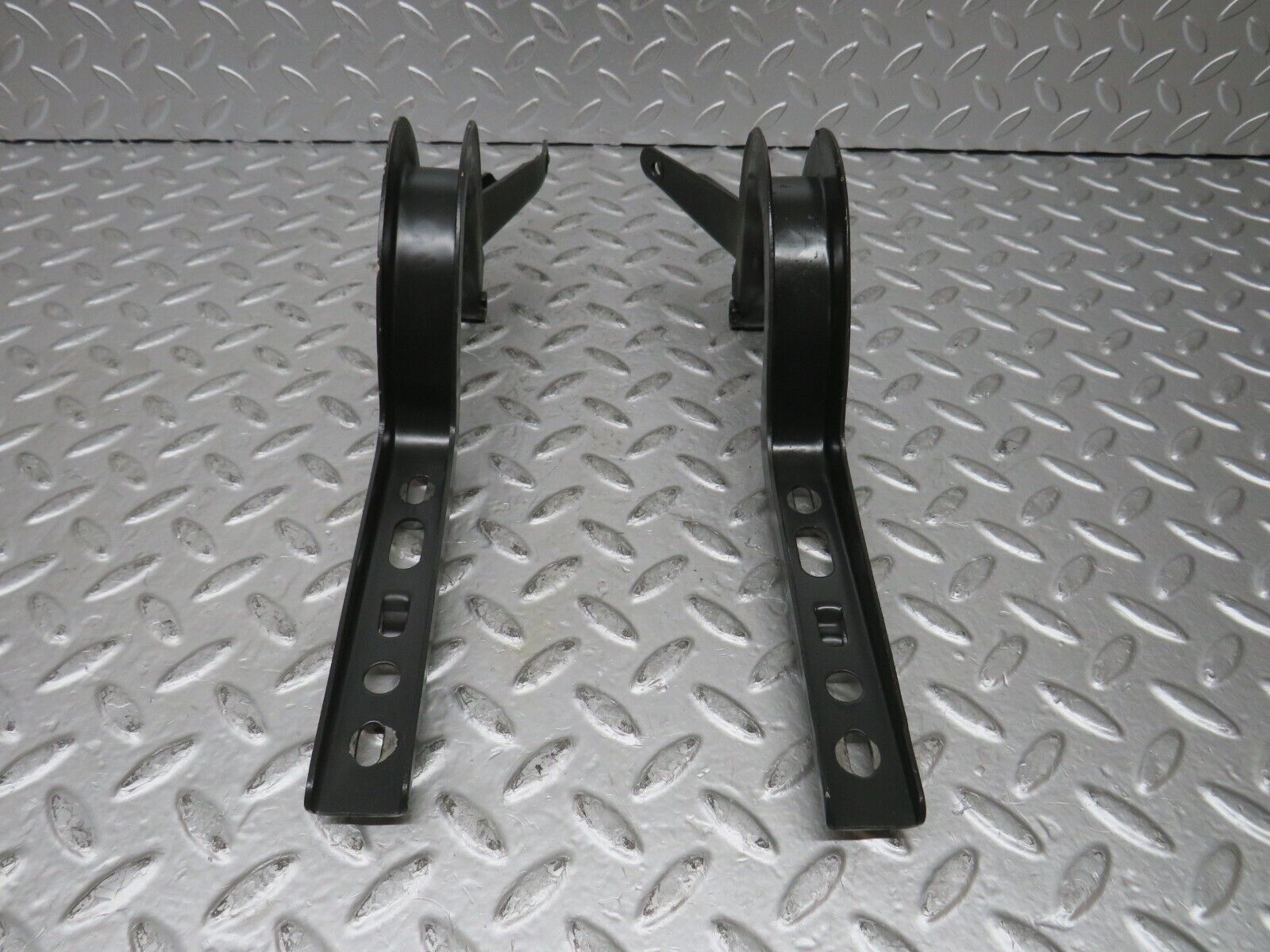 27390 Mercedes-Benz W123 280E Trunk Lid Hinge Pair 1237500187 1237500287