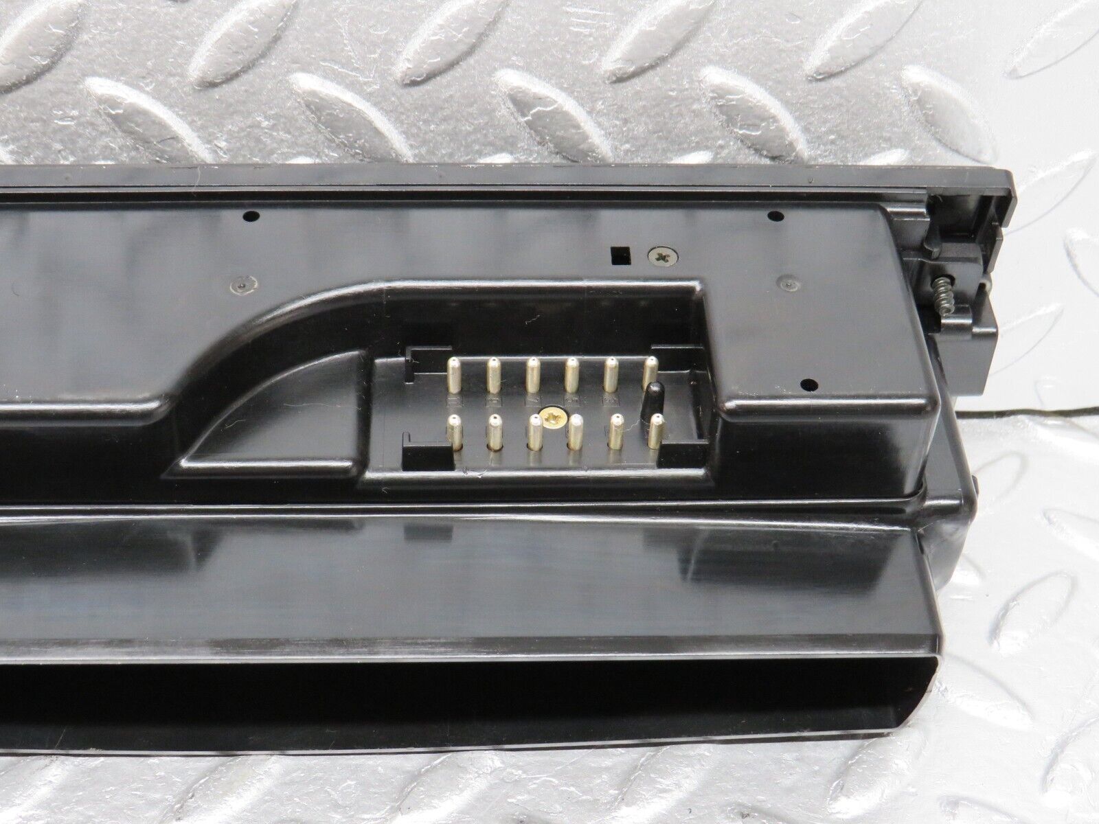 39395 Mercedes-Benz R129 320SL Coupe Dash Centre Air Vent 1298300354