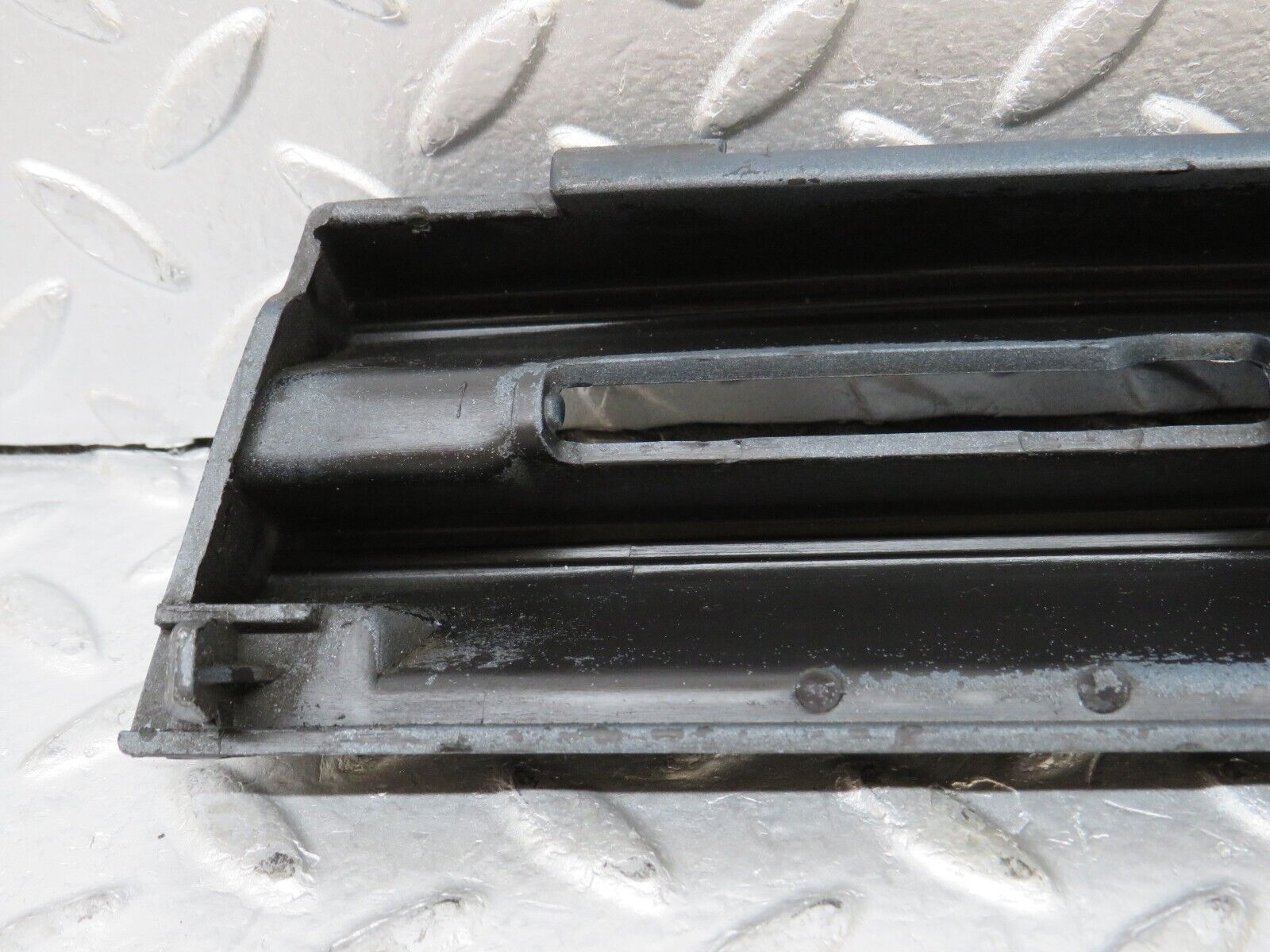 35314 Mercedes-Benz W140 Front Bumper Tow Hook Cover Grill 1408850926