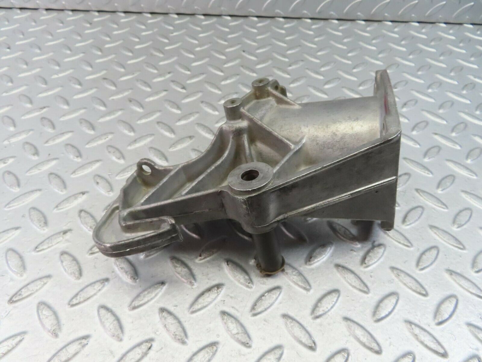 9664 Mercedes-Benz C123 280CE Coupe Brake Pedal Bracket Support 1232900219