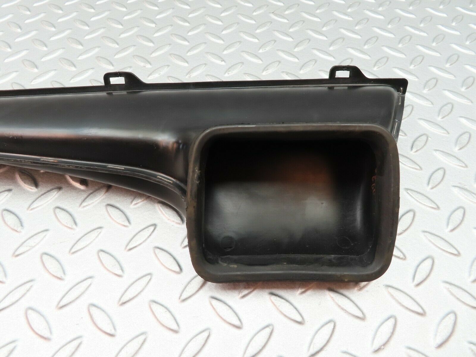 5226 Mercedes-Benz W116 350SE Dashboard Ventilation Duct Right 1168300419