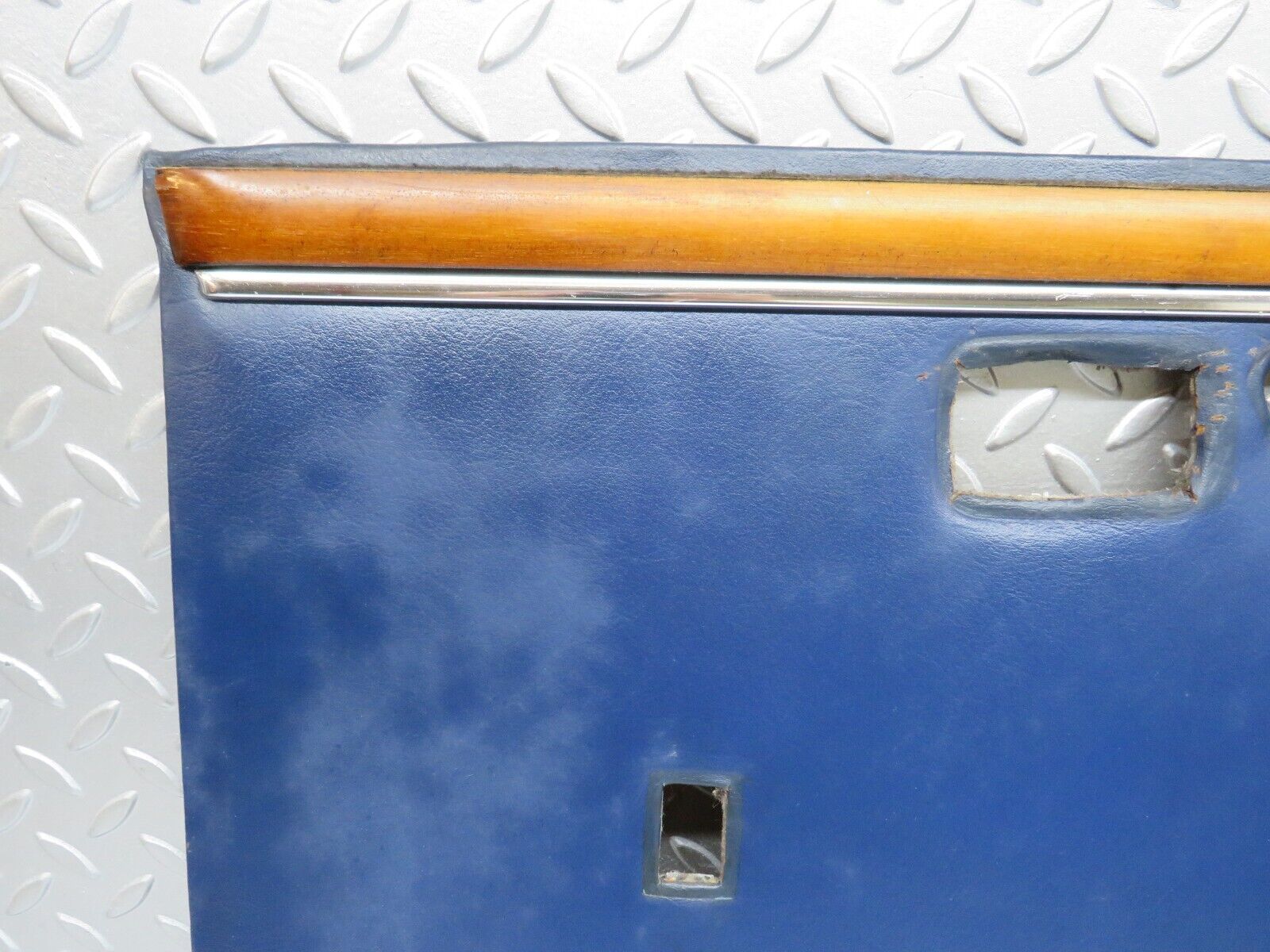 37287 Mercedes-Benz W109 300SEL Rear Right Door Card Blue