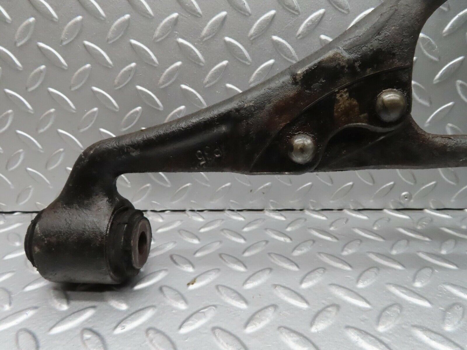 14818 Mercedes-Benz W116 350SE Front Right Lower Control Arm