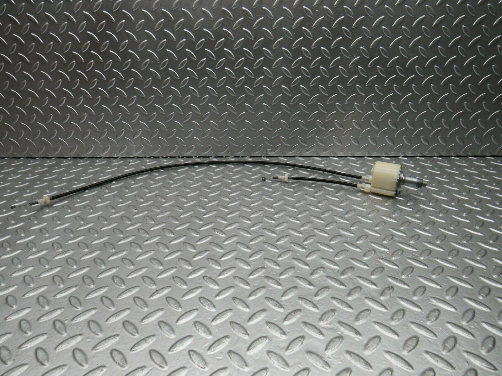 22402 Mercedes-Benz C124 E220 Coupe Heater Control Unit Switch 1248300185