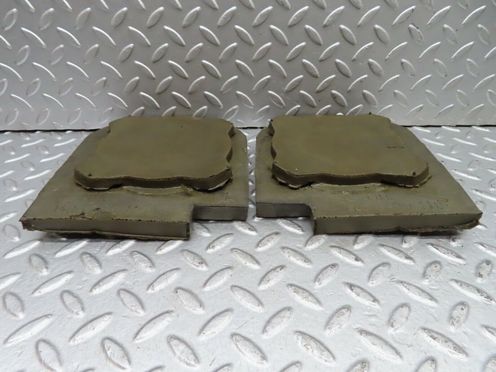 19355 Mercedes-Benz C140 CL420 Coupe Parcel Shelf Speaker Insulation