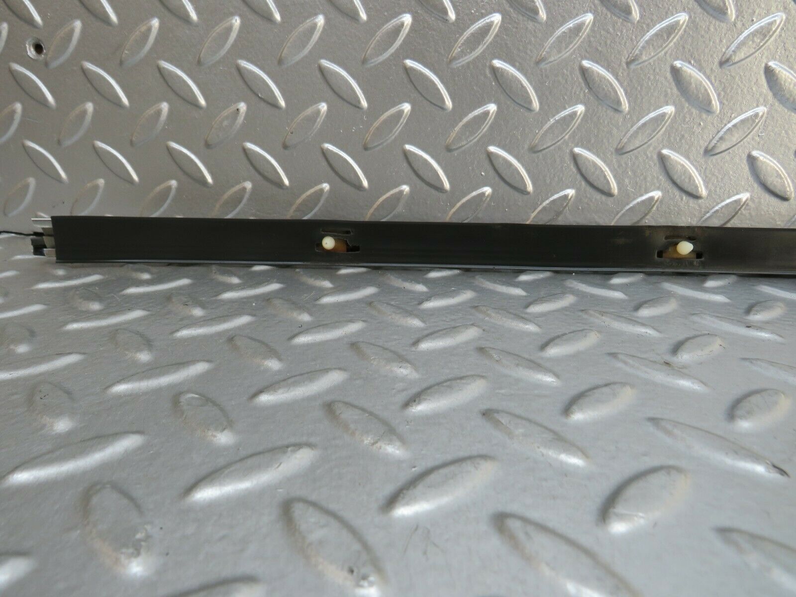 23644 Mercedes-Benz W114 280E Rear Left Fender Wing Centre Moulding Trim