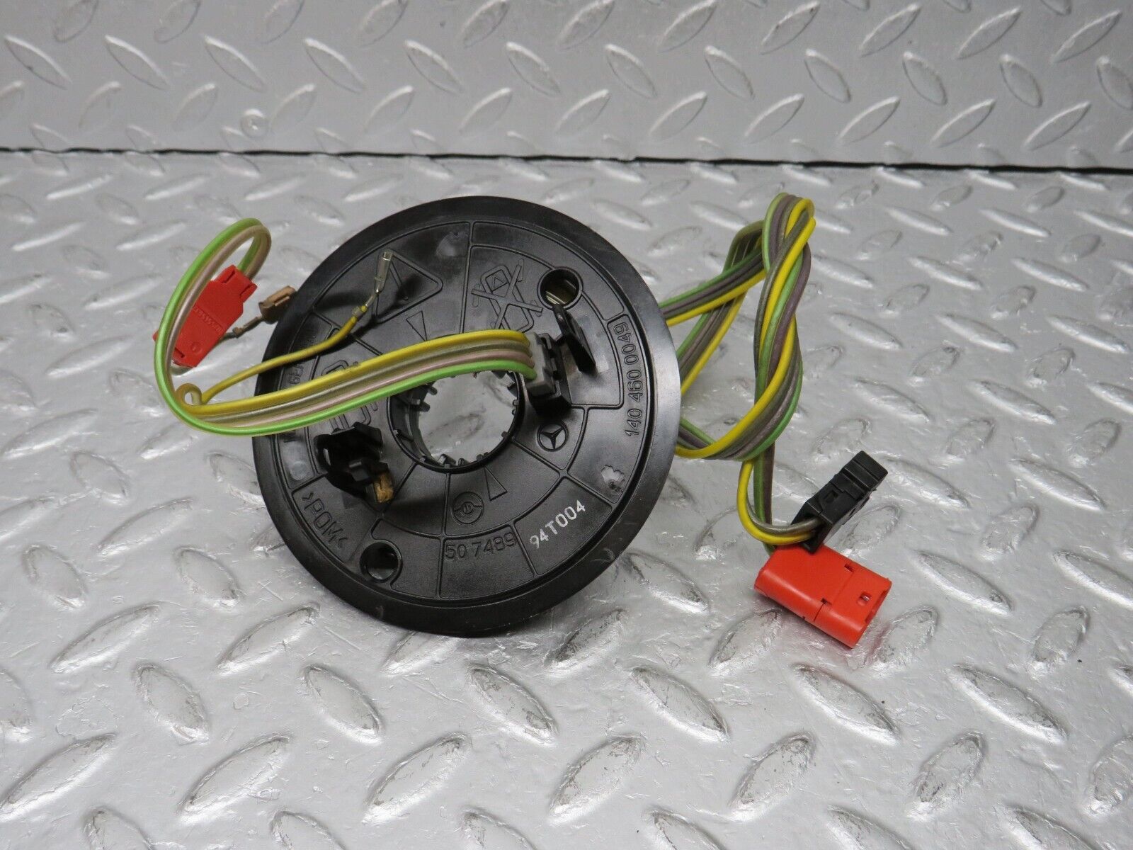 38411 Mercedes-Benz R129 280SL Coupe Steering Wheel Contact Plate 1404600049