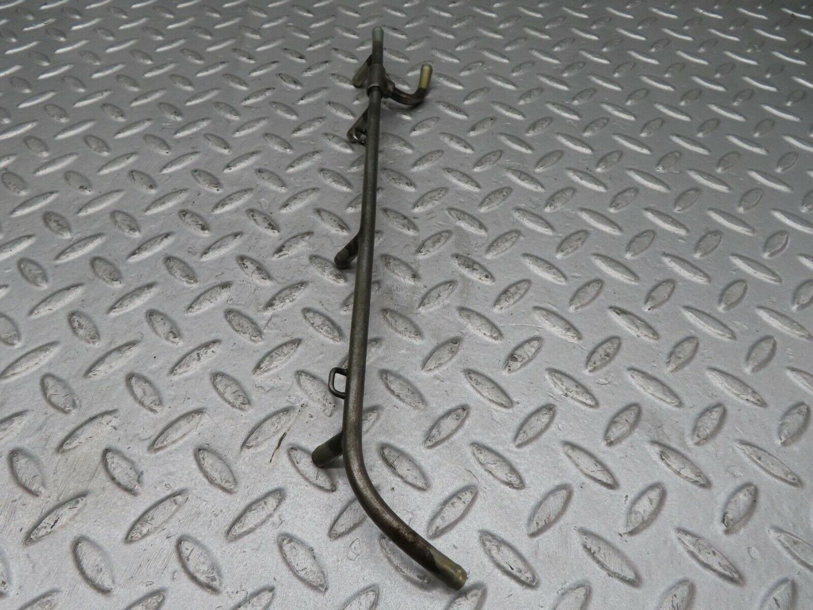 12450 Mercedes-Benz W108 280SE 3.5 Injector Fuel Pipe Left Side