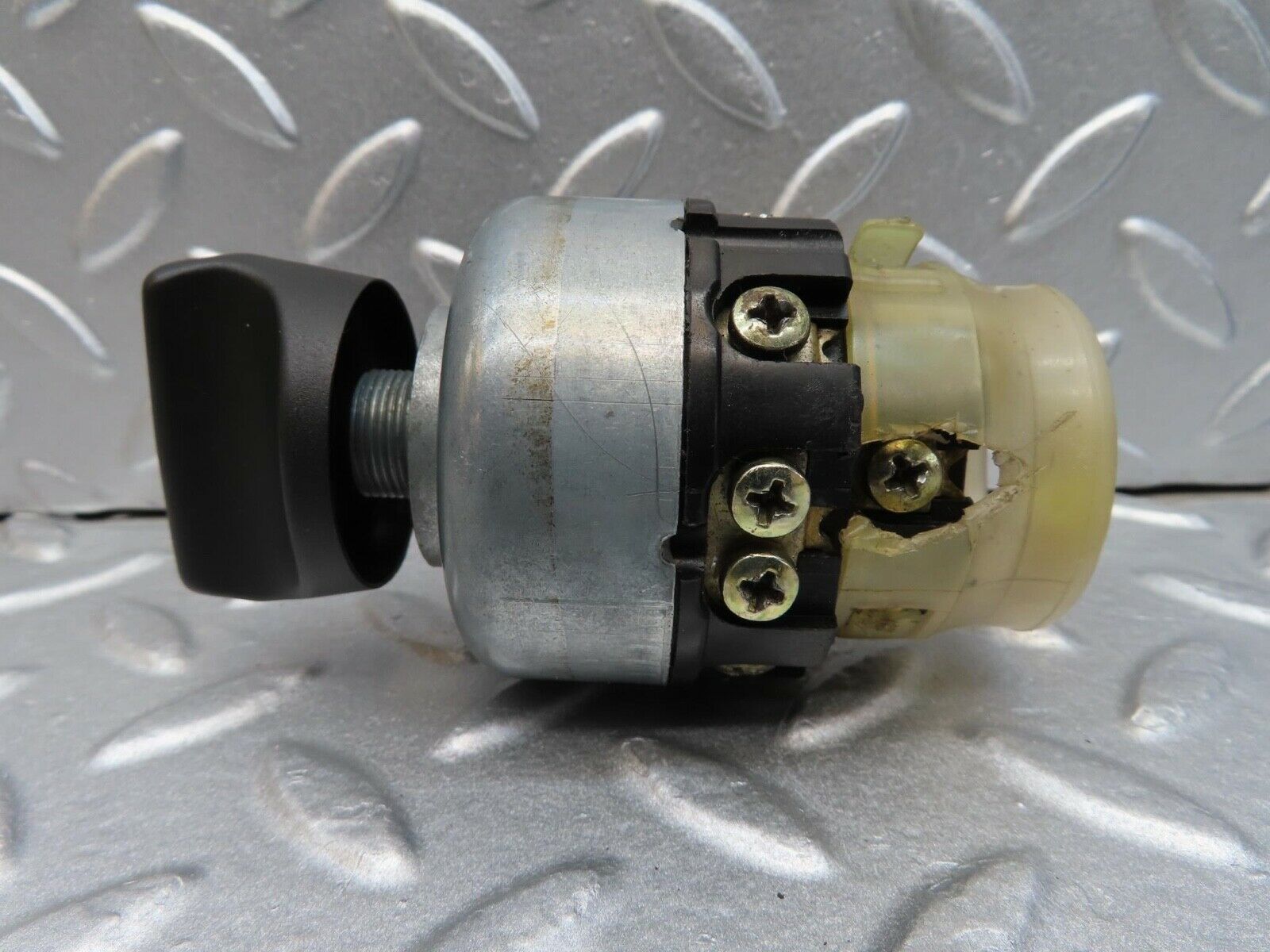 13964 Mercedes-Benz C107 280SLC Headlight Switch