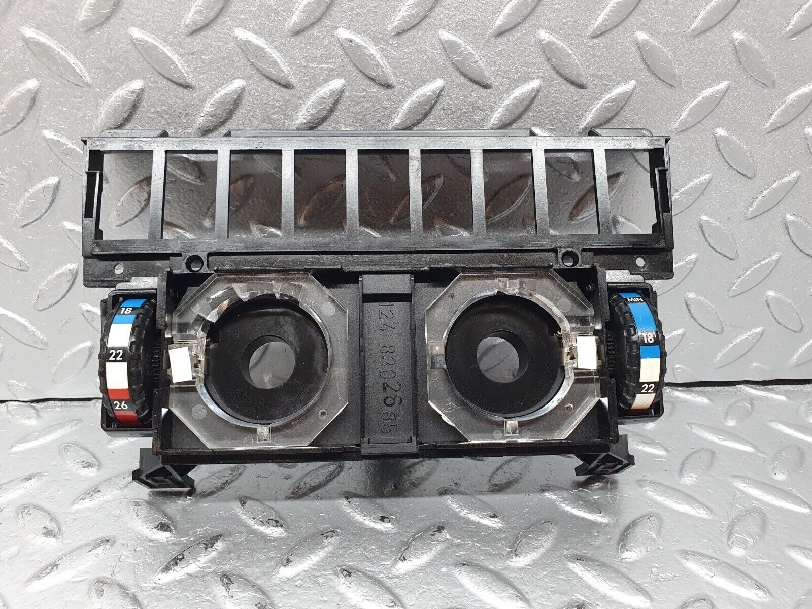 41464 Mercedes-Benz W124 200E Heater Control Unit Panel 1248302685