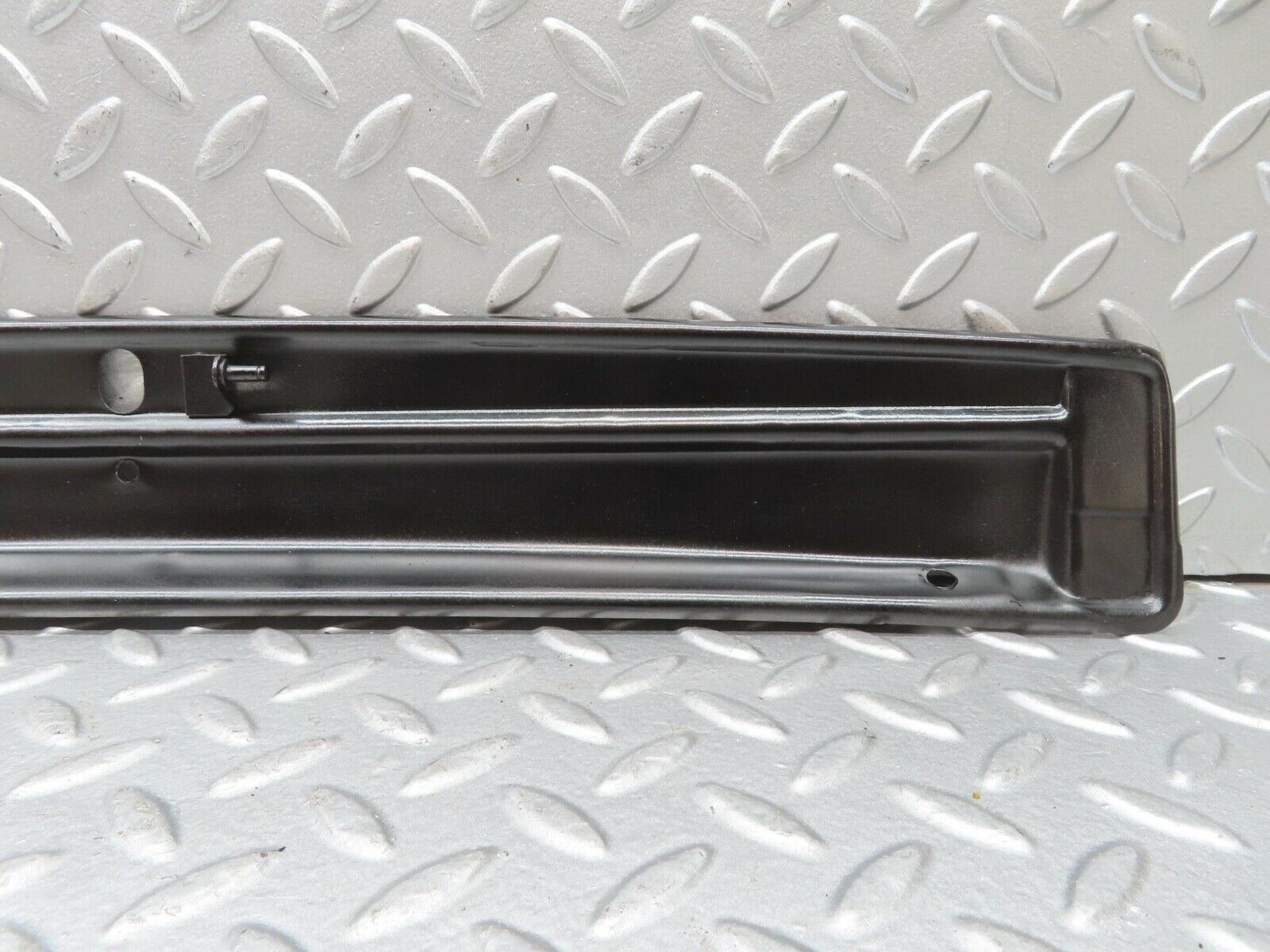 13431 Mercedes-Benz W111 220S Air Vent Door