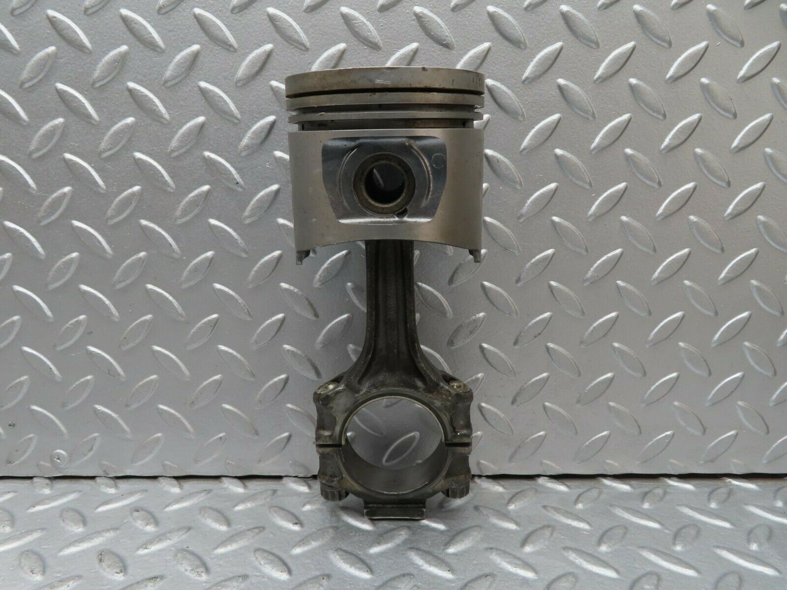 16571 Mercedes-Benz C107 350SLC Coupe Piston With Connecting Rod 92 mm