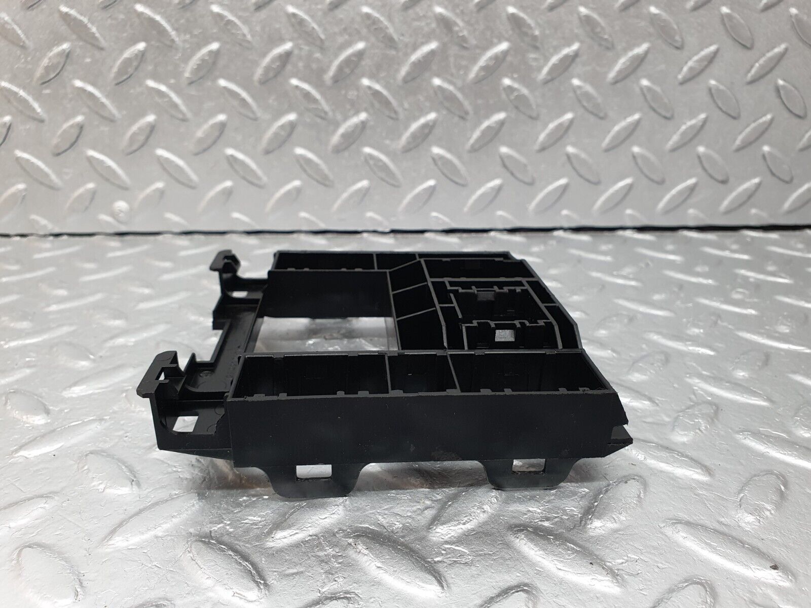 41520 Mercedes-Benz W124 200E Centre Console Switch Frame 1248210171