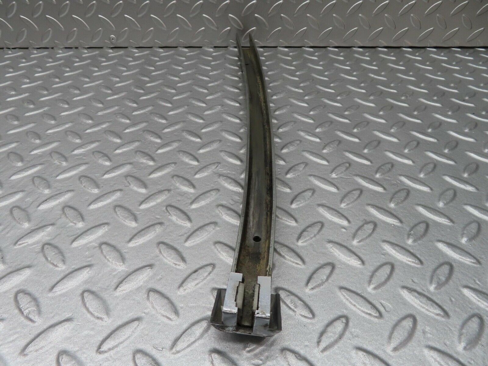 13993 Mercedes-Benz C107 280SLC Rear Right Window Channel