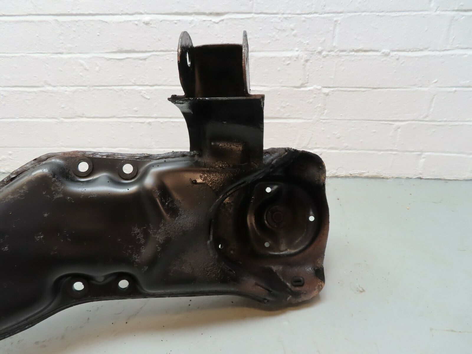 3565 Mercedes-Benz W108 280SE Front Subframe Engine Carrier Cradle