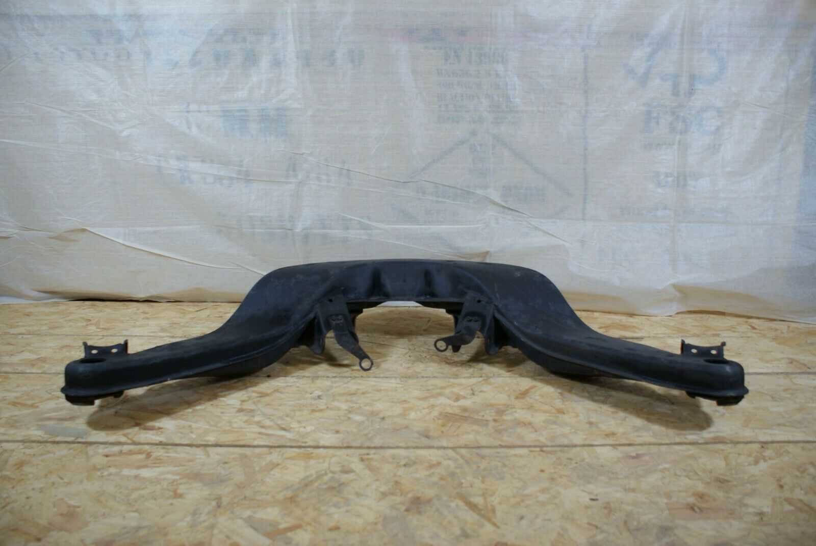 2195 Mercedes-Benz C107 350SLC Coupe Coupe Rear Subframe Axle Carrier Suspension