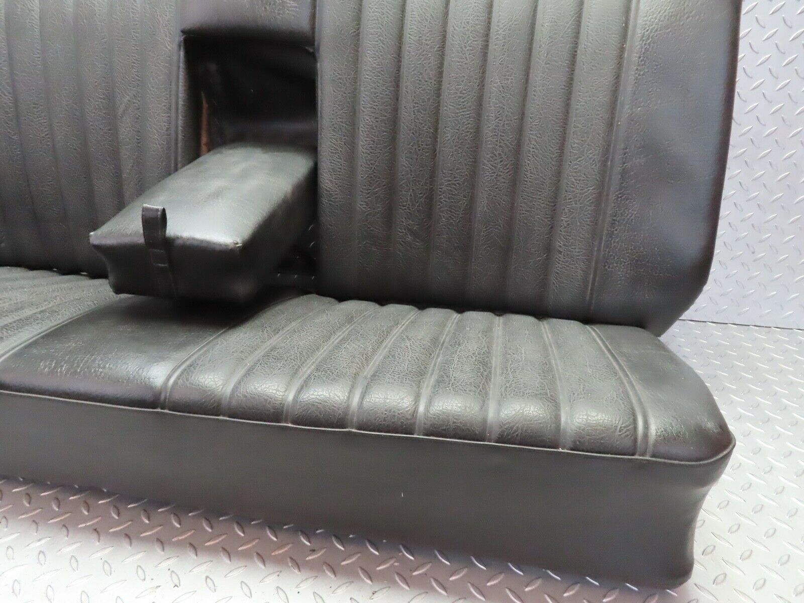 20779 Mercedes-Benz W114 250CE Coupe Rear Seat Black 1159240116