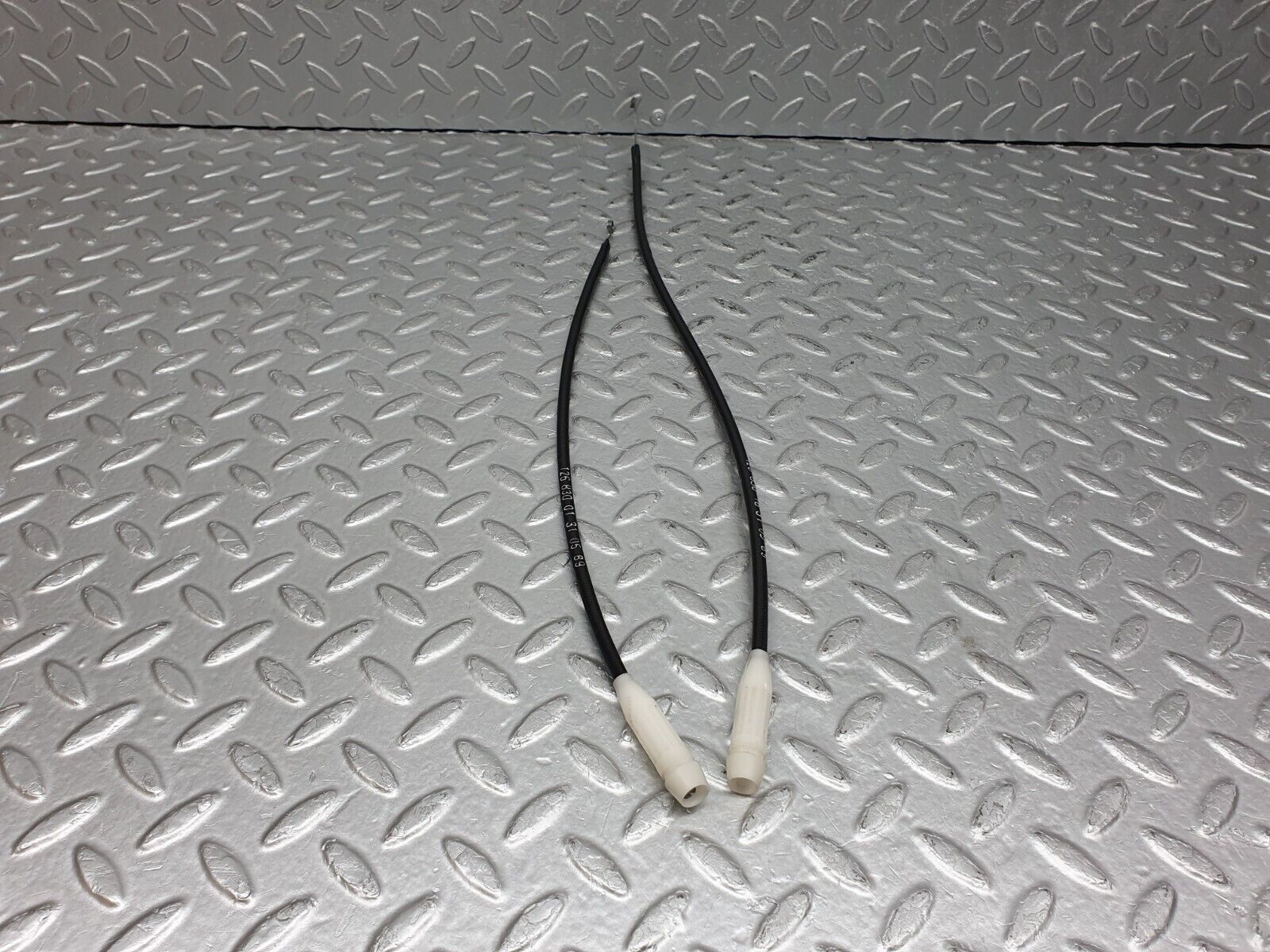 41112 Mercedes-Benz W126 300SE Heater Control Cable Pair 12683016310989 12683001310589