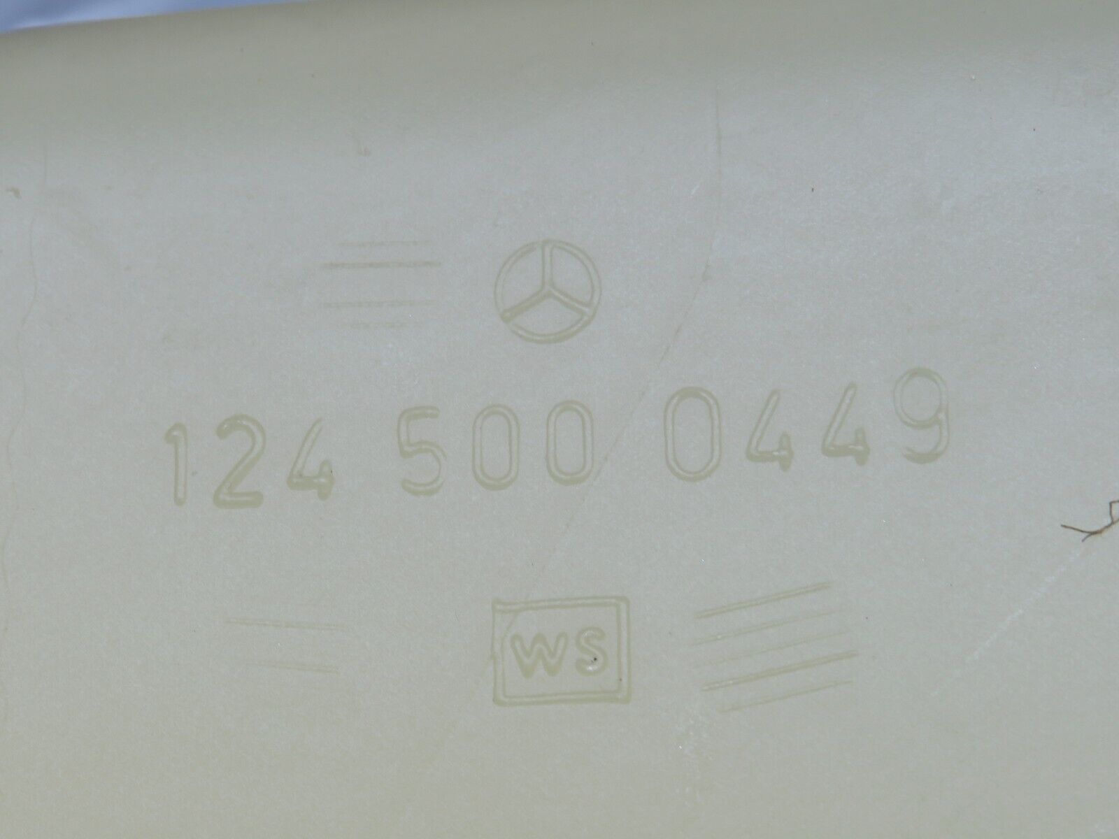 32428 Mercedes-Benz S124 300TE Wagon Coolant Expansion Tank 1245000449