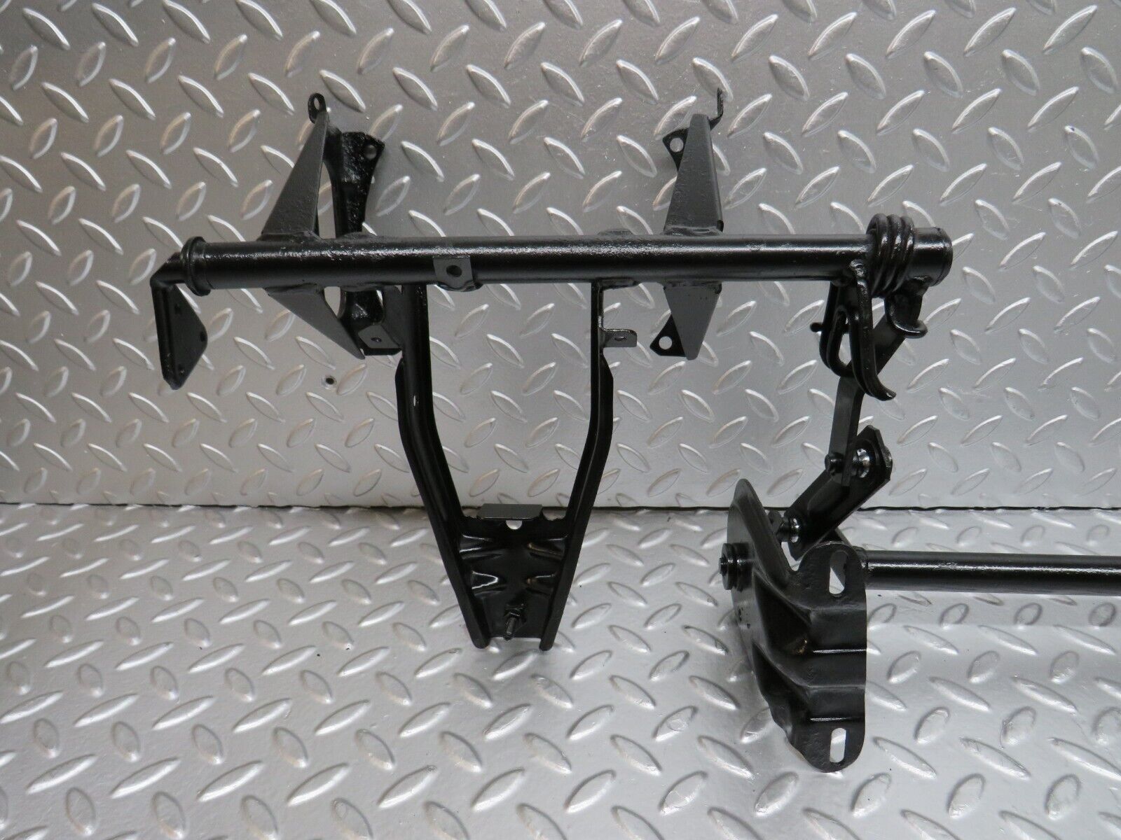 29970 Porsche 924 Headlight Lift Linkage Pivot Bar Rod