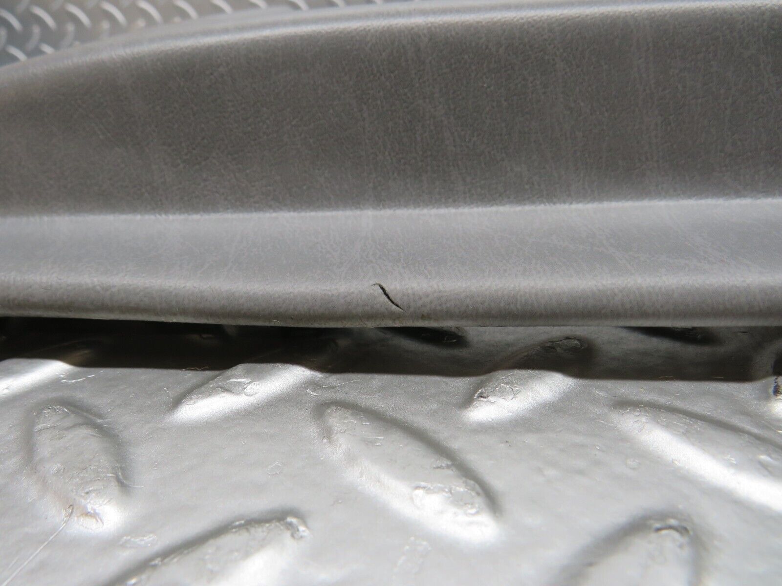 31180 Mercedes-Benz S124 220TE Wagon Rear Right Door Card Grey