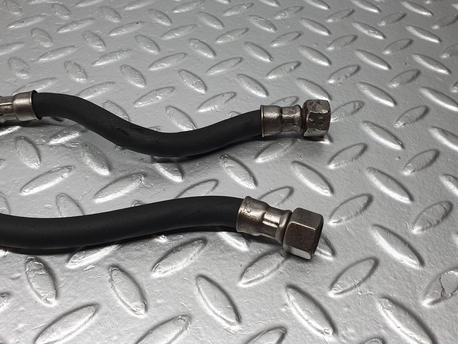 40753 Mercedes-Benz W123 300D Power Steering Oil Hose Pipe