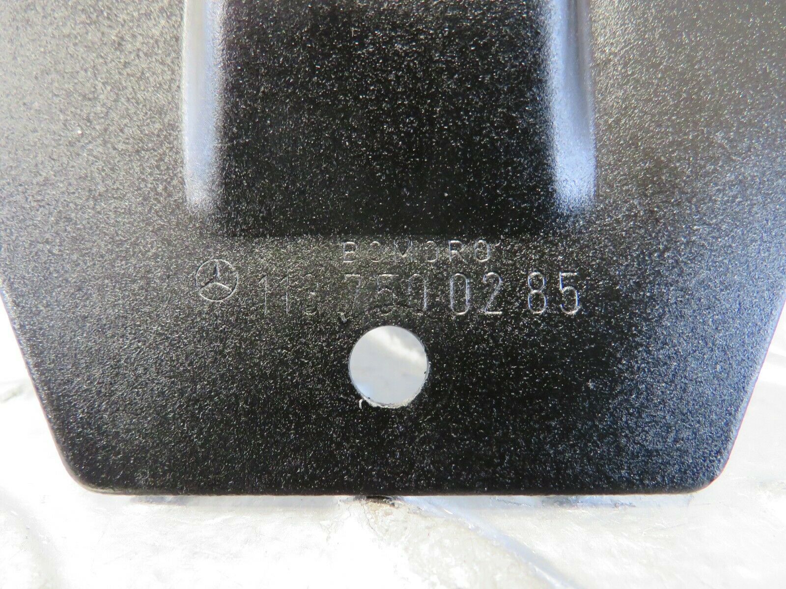 23398 Mercedes-Benz W116 350SE Trunk Boot Lock Latch 1137500285