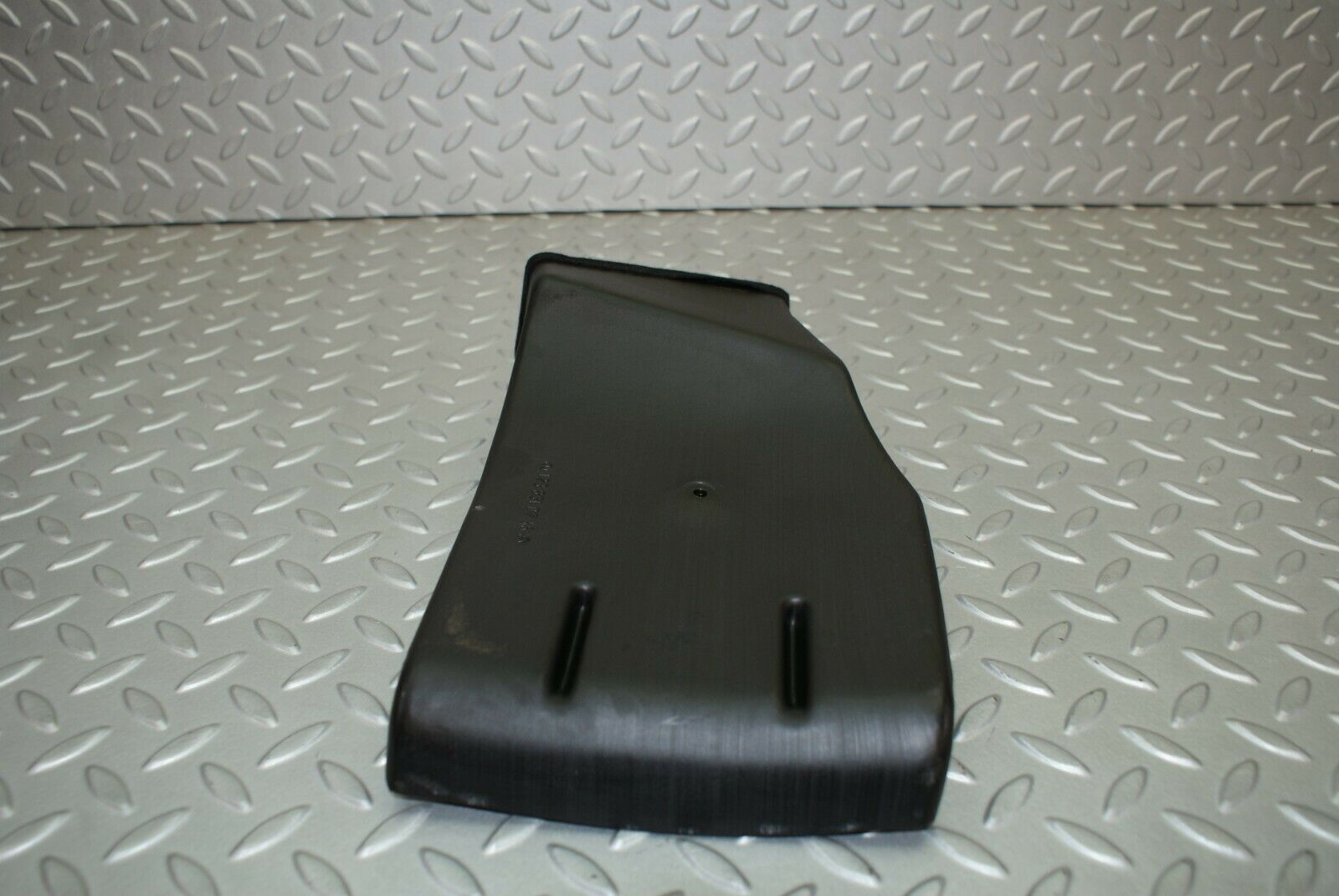 2755 Mercedes-Benz C123 280CE Coupe Air Duct Heater Ventilation Right