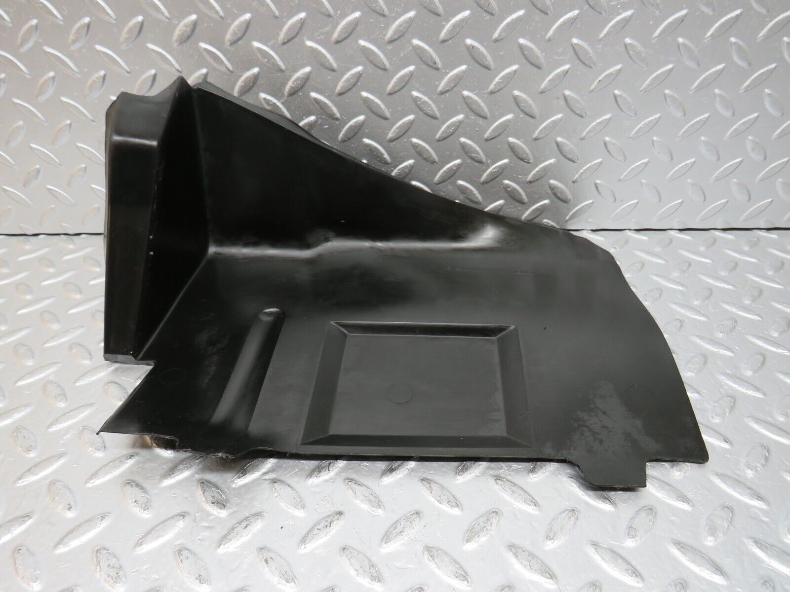 32354 Mercedes-Benz S124 300TE Engine Compartment Cover Left Side 1246261930