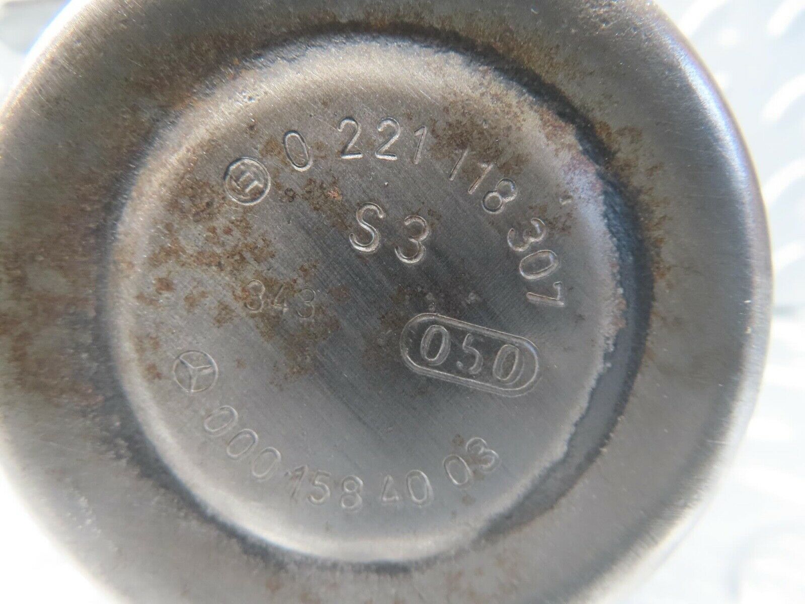 13661 Mercedes-Benz W123 200 Ignition Coil Bosch 0001584003