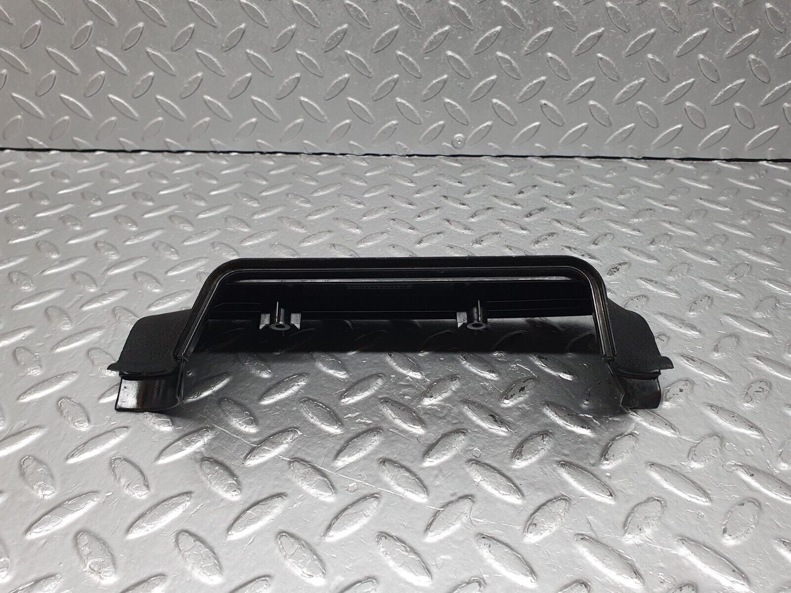 41115 Mercedes-Benz W126 300SE B Pillar Bottom Cover Right 1266920222