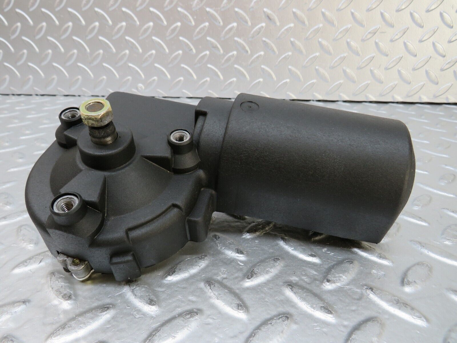 26694 Mercedes-Benz C124 220CE Coupe Wiper Motor Bosch 0390241410