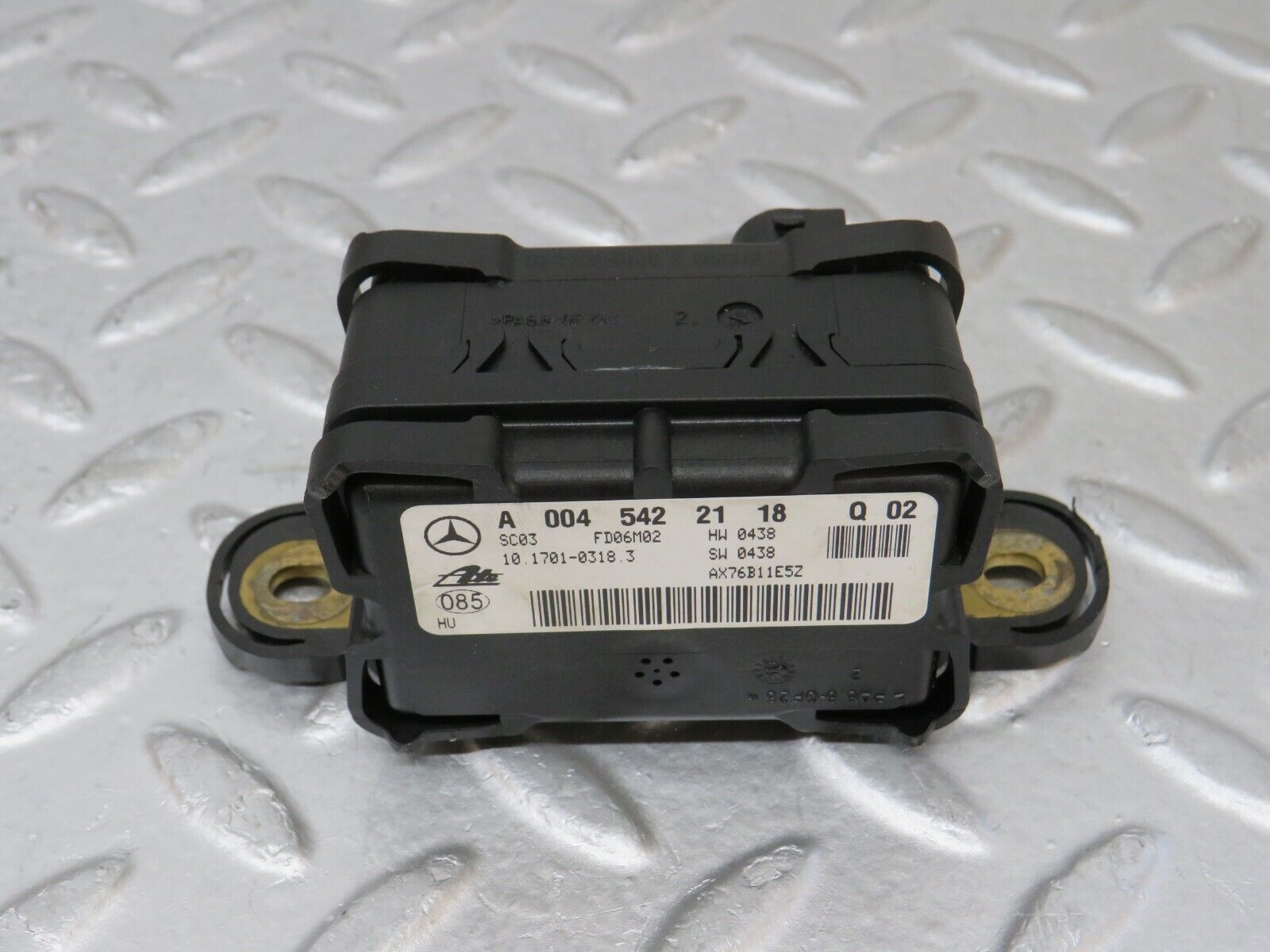 35144 Mercedes-Benz W221 ESP Yaw Rate Sensor 0045422118