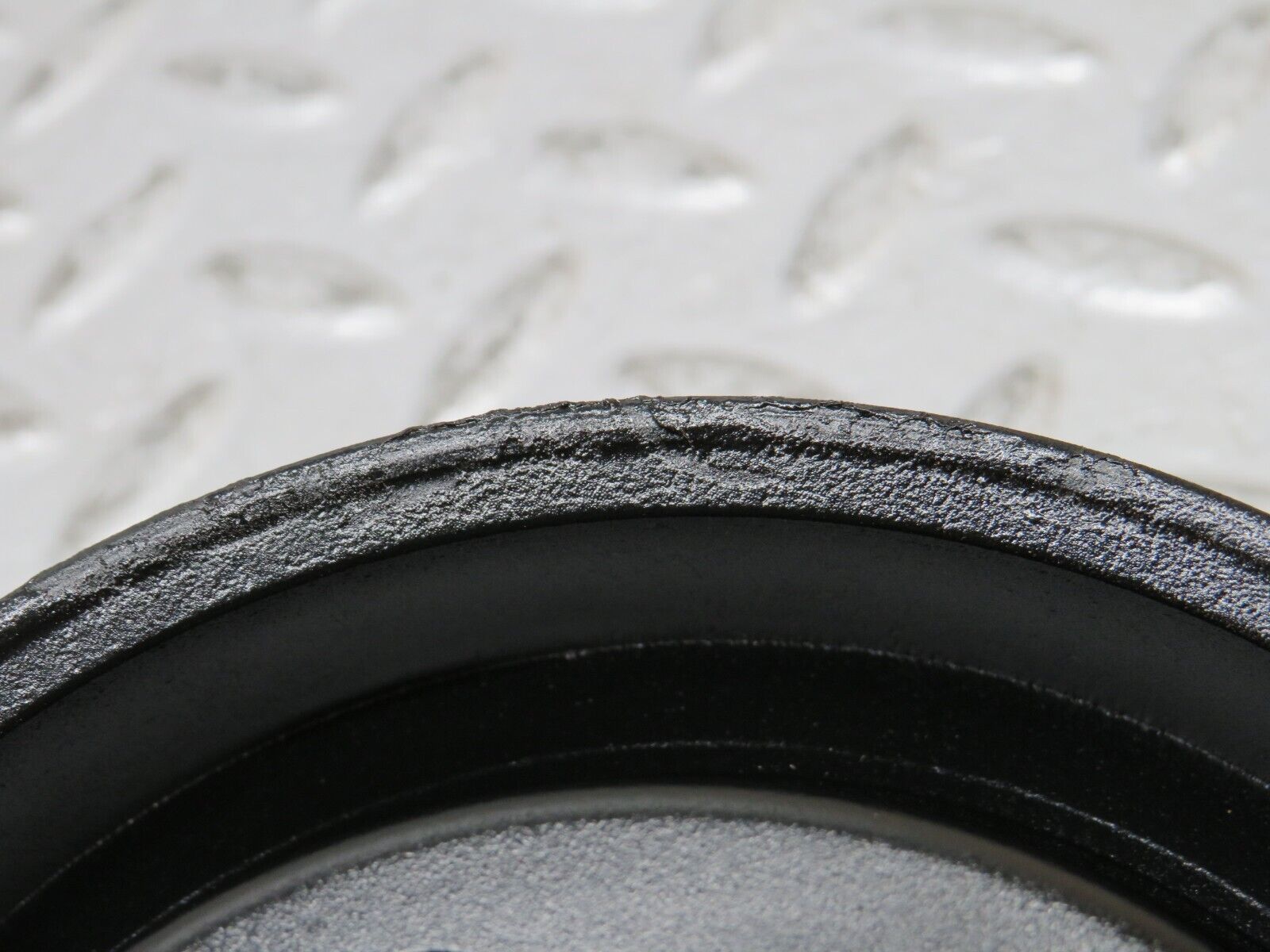 33759 Mercedes-Benz W201 190E 2.0L Crankshaft Pulley 6030320204