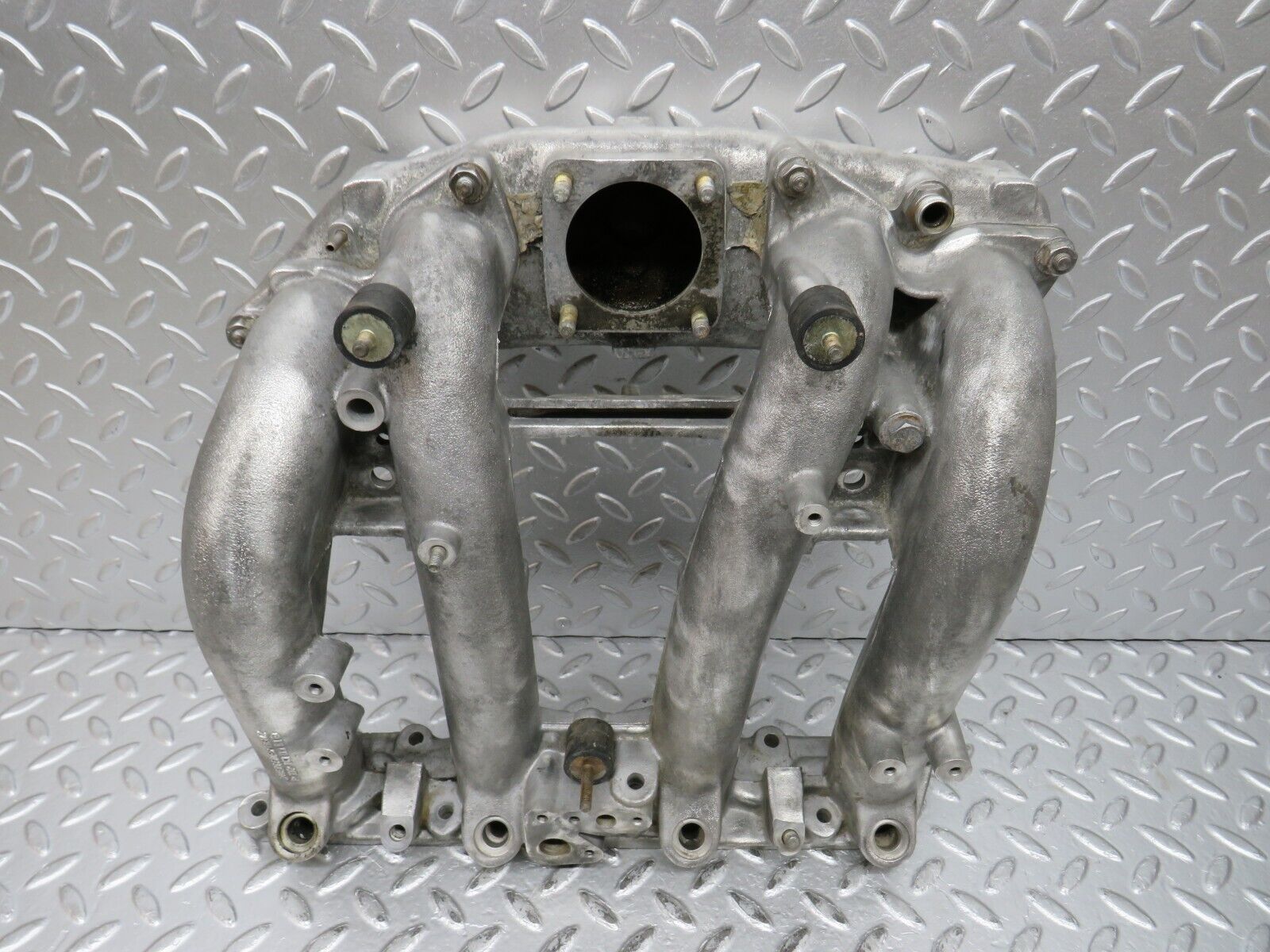 32091 Mercedes-Benz W123 230E Intake Manifold 1021410301