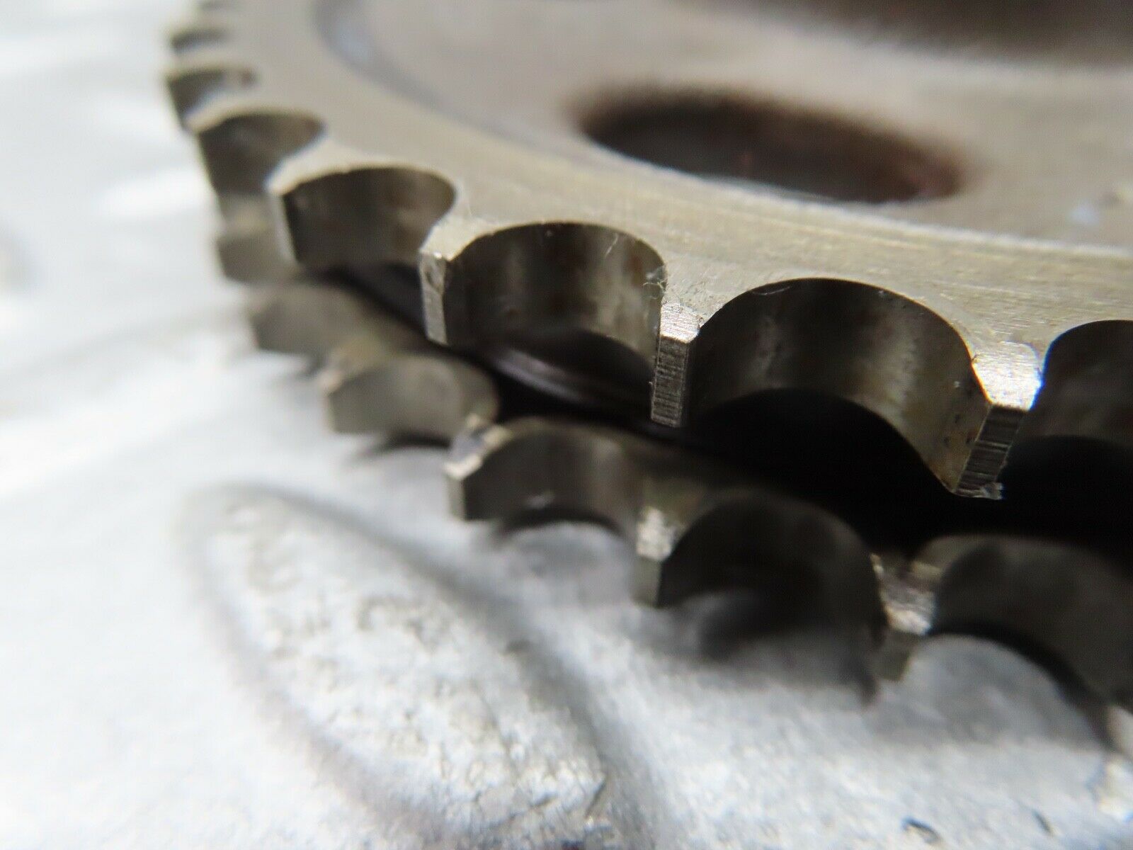 17718 Mercedes-Benz W116 450SEL Camshaft Timing Gear Sprocket 1160520601